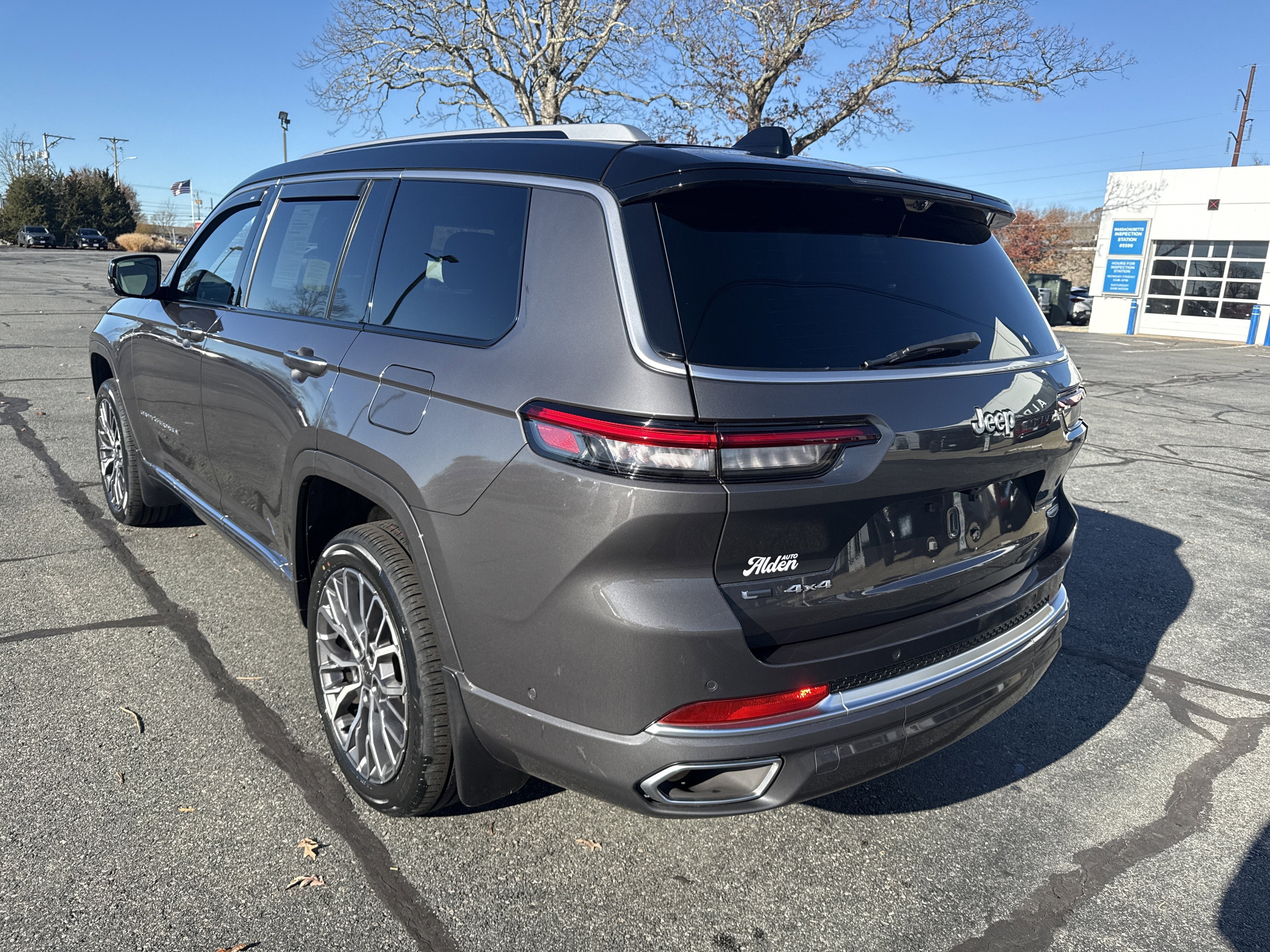 2023 Jeep Grand Cherokee L Summit Reserve