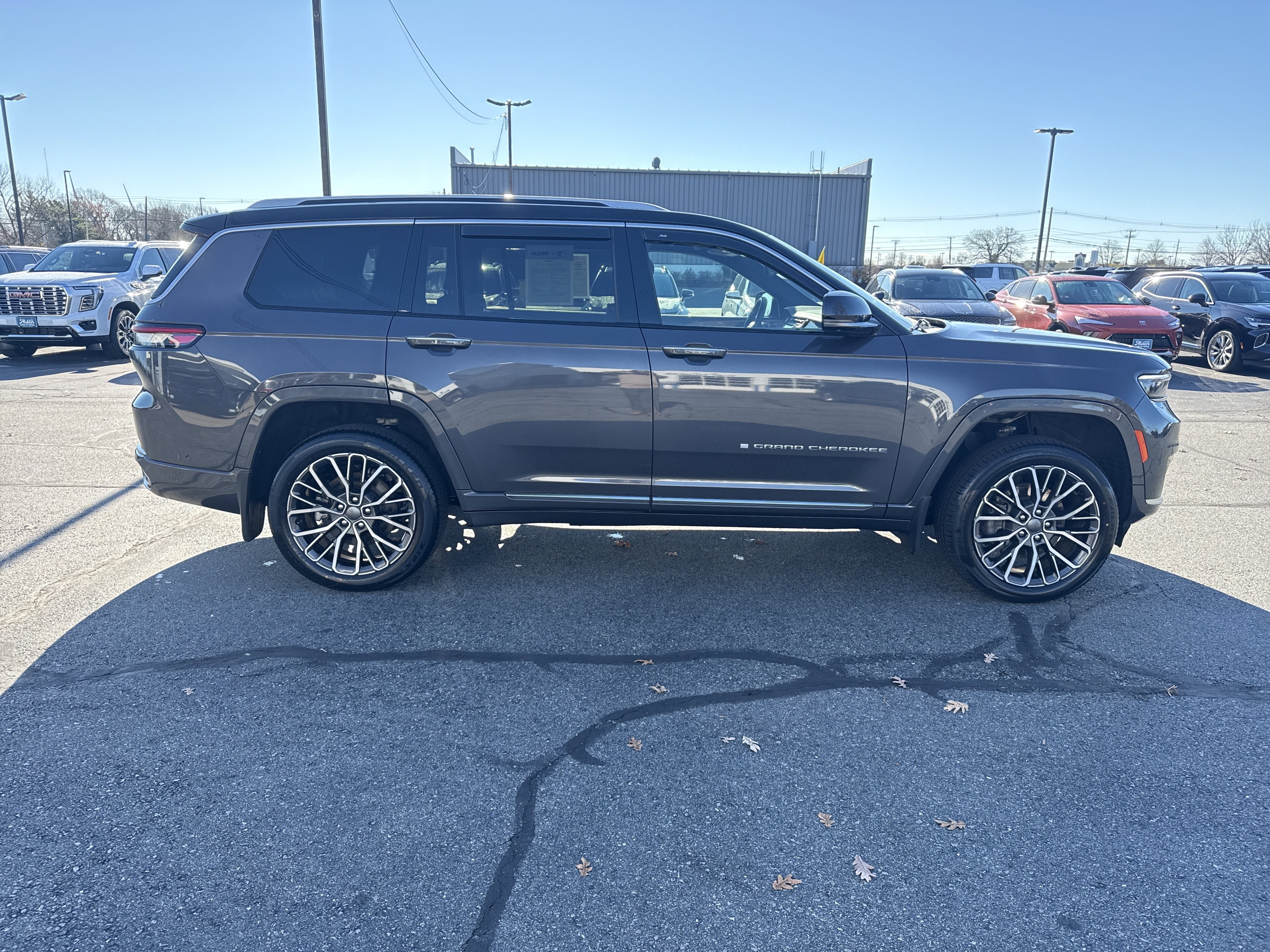 2023 Jeep Grand Cherokee L Summit Reserve