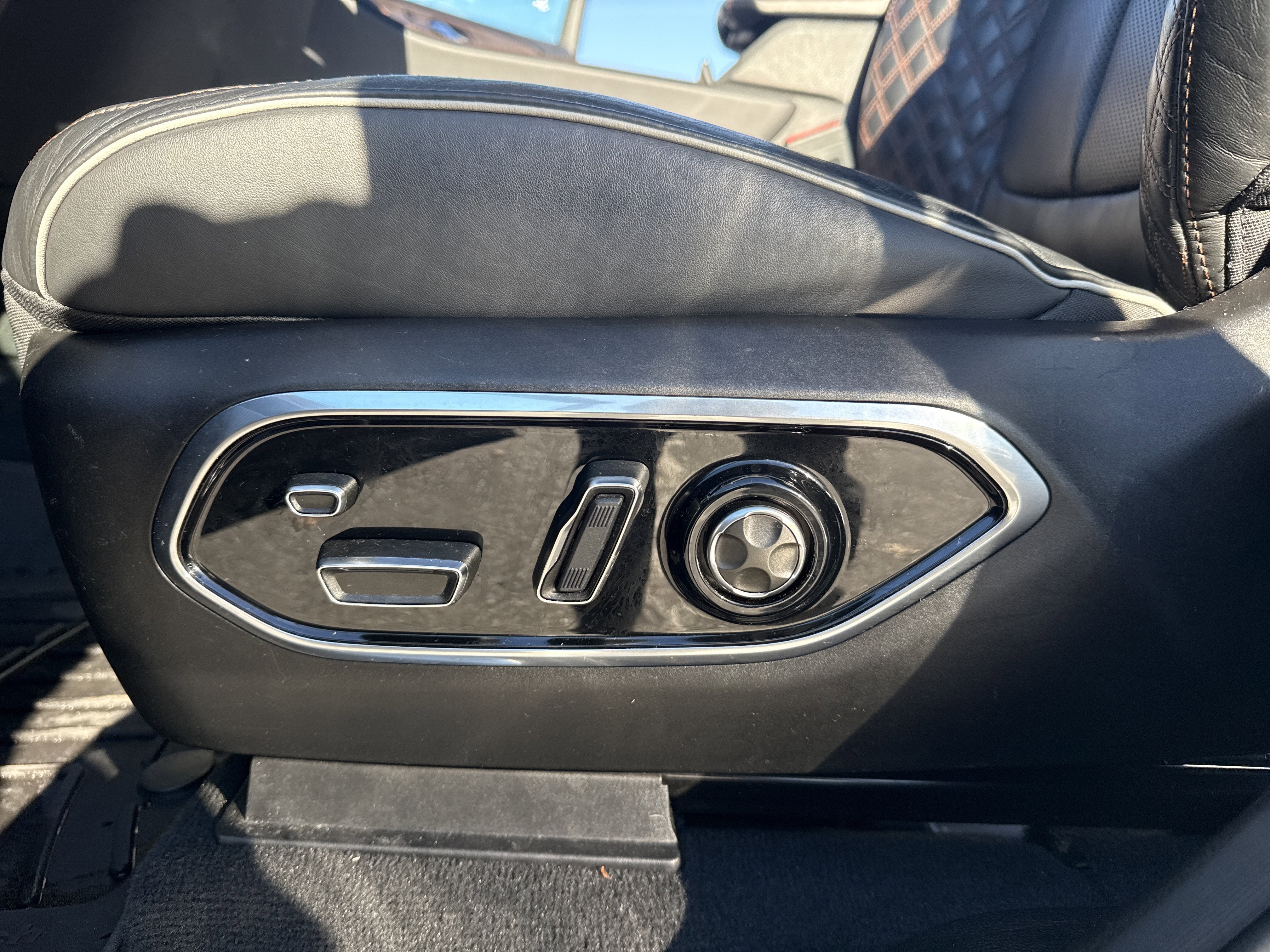 2023 Jeep Grand Cherokee L Summit Reserve