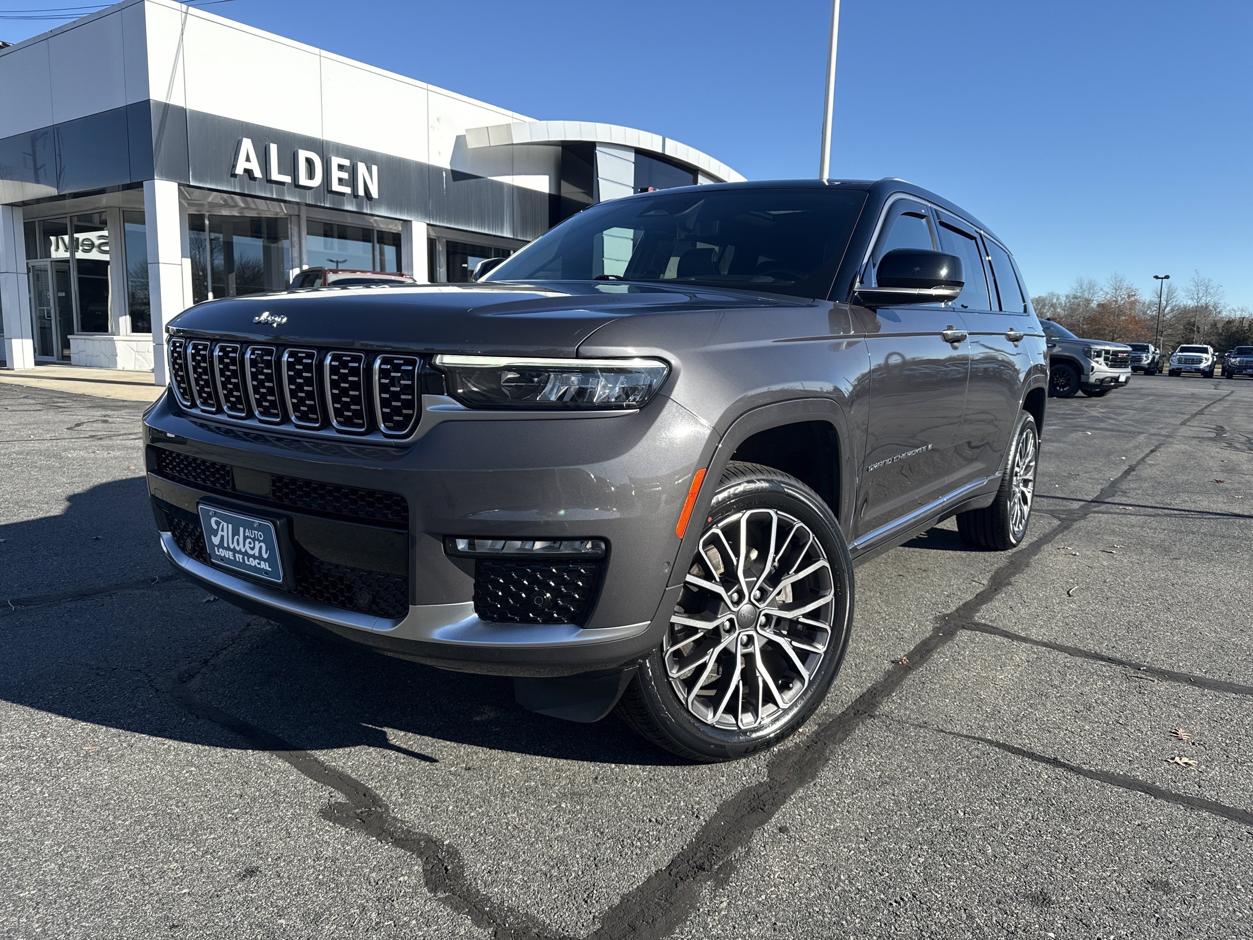 2023 Jeep Grand Cherokee L Summit Reserve