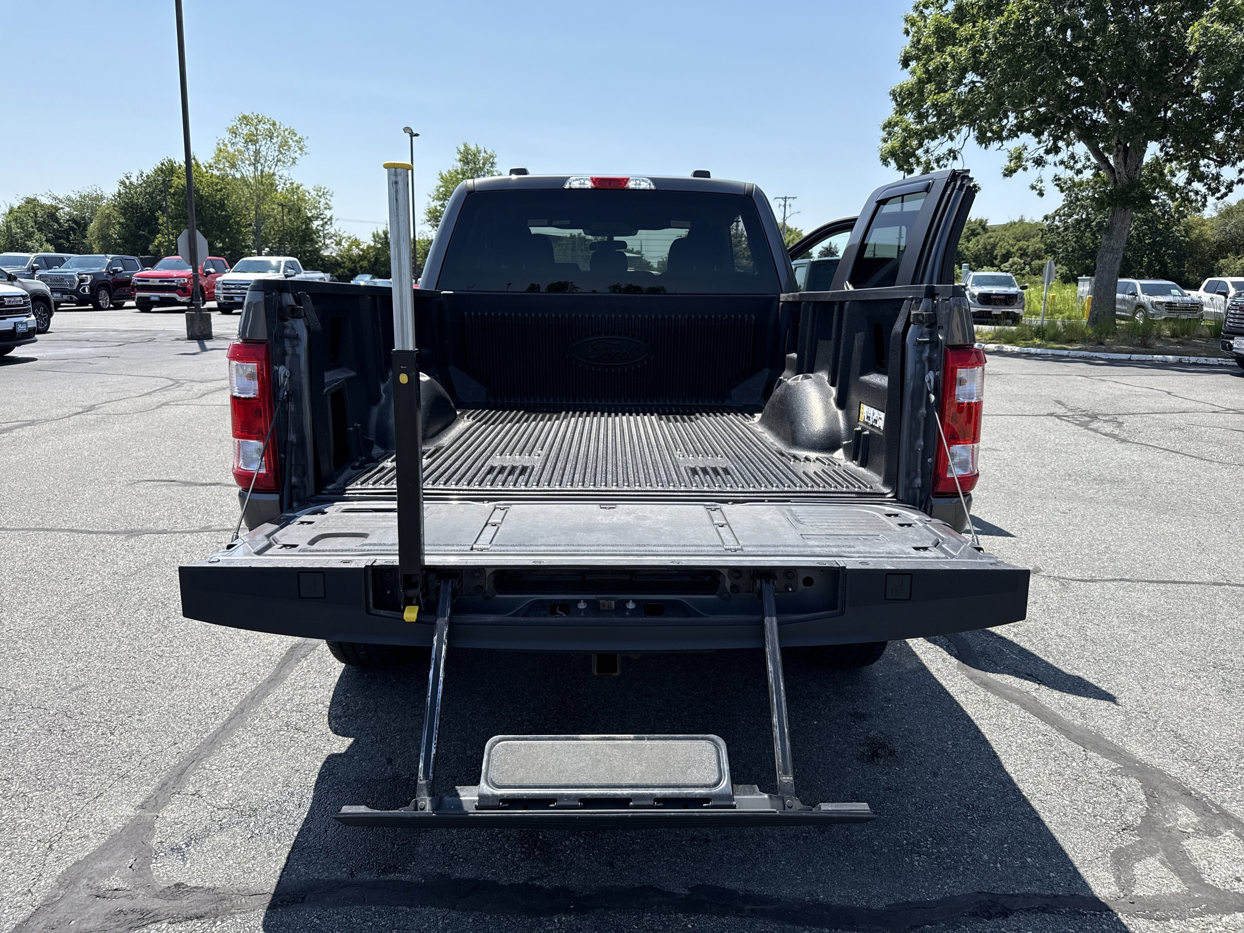 2022 Ford F-150 XL