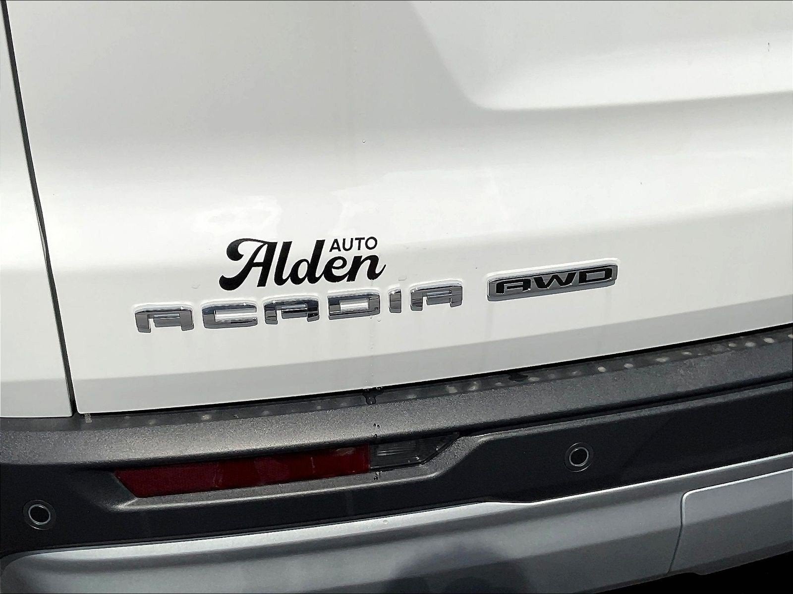 2026 GMC Acadia Elevation
