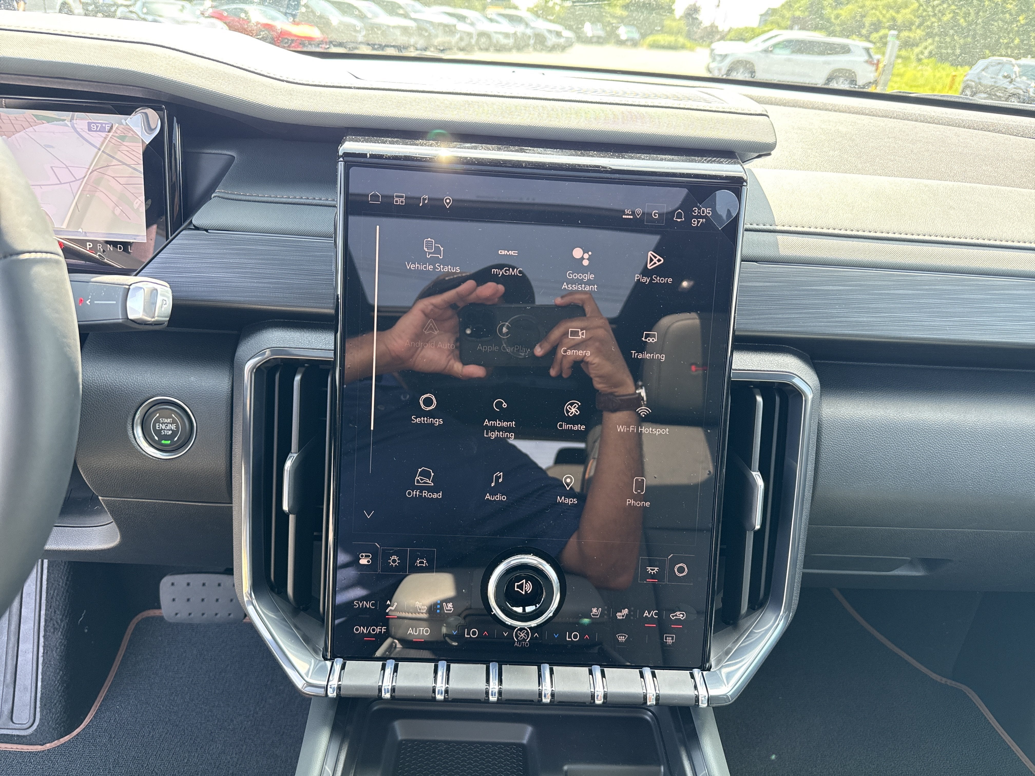 2026 GMC Acadia AT4
