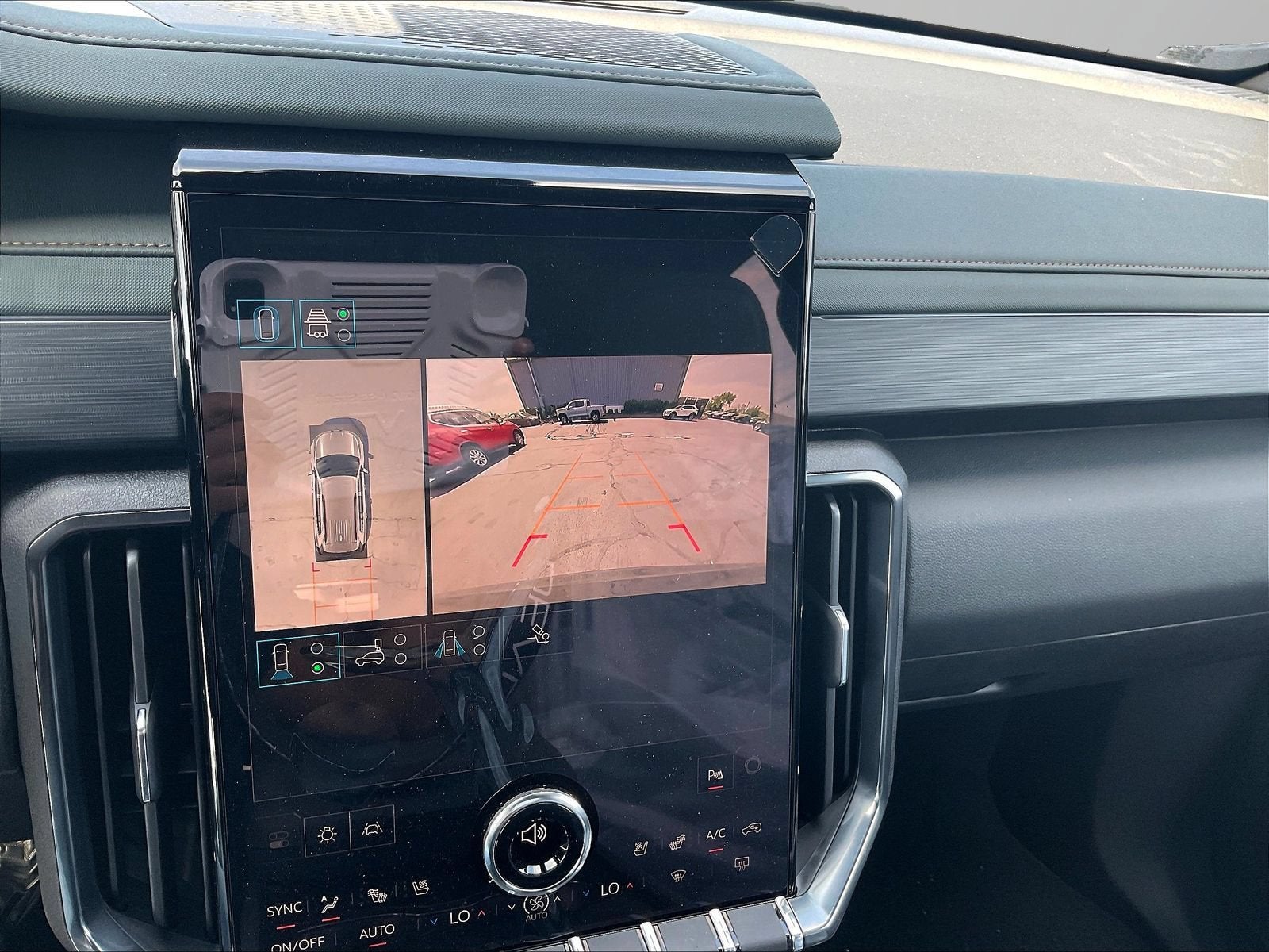 2026 GMC Acadia AT4 - Photo 16