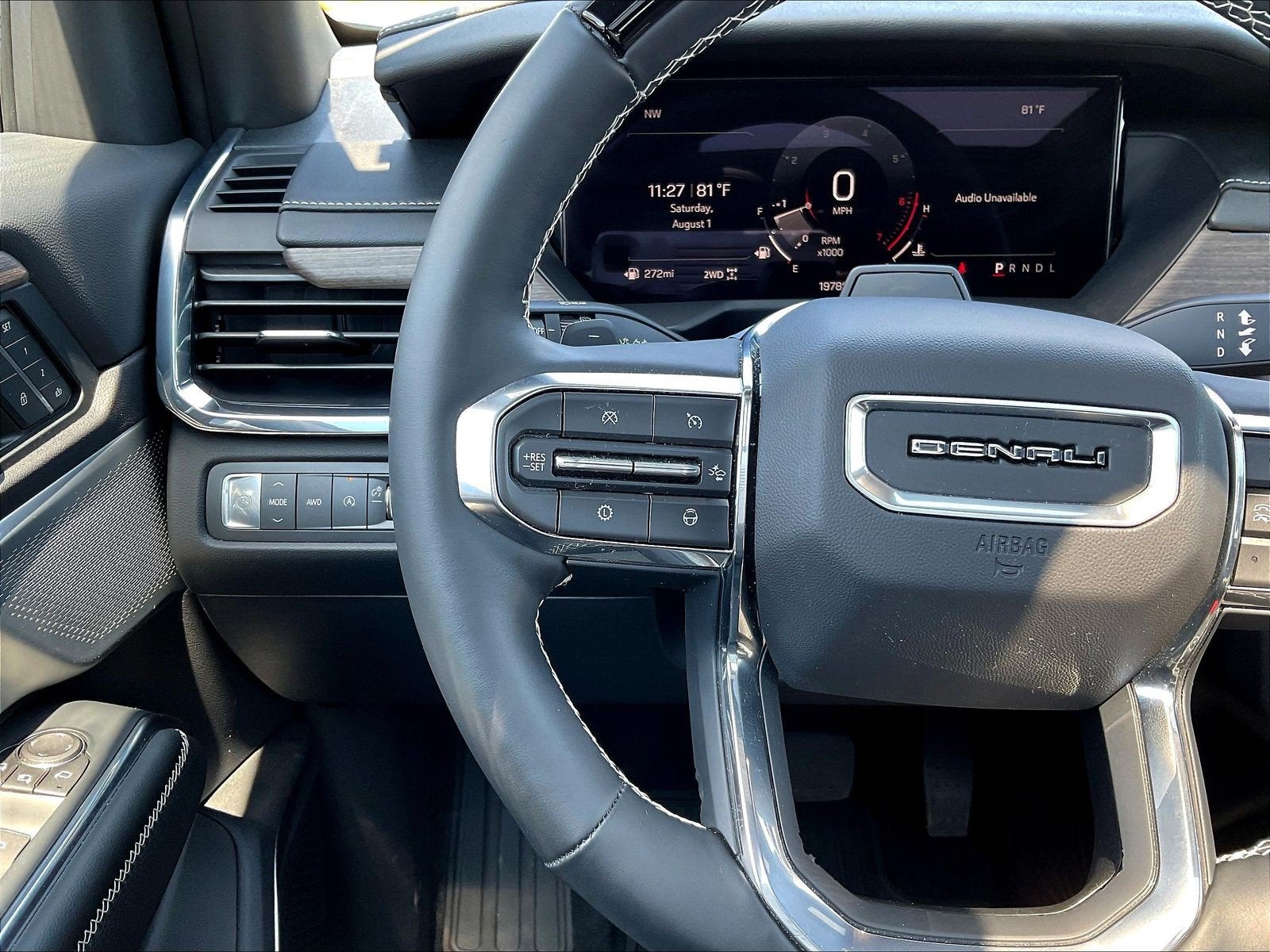 2024 GMC Acadia Denali