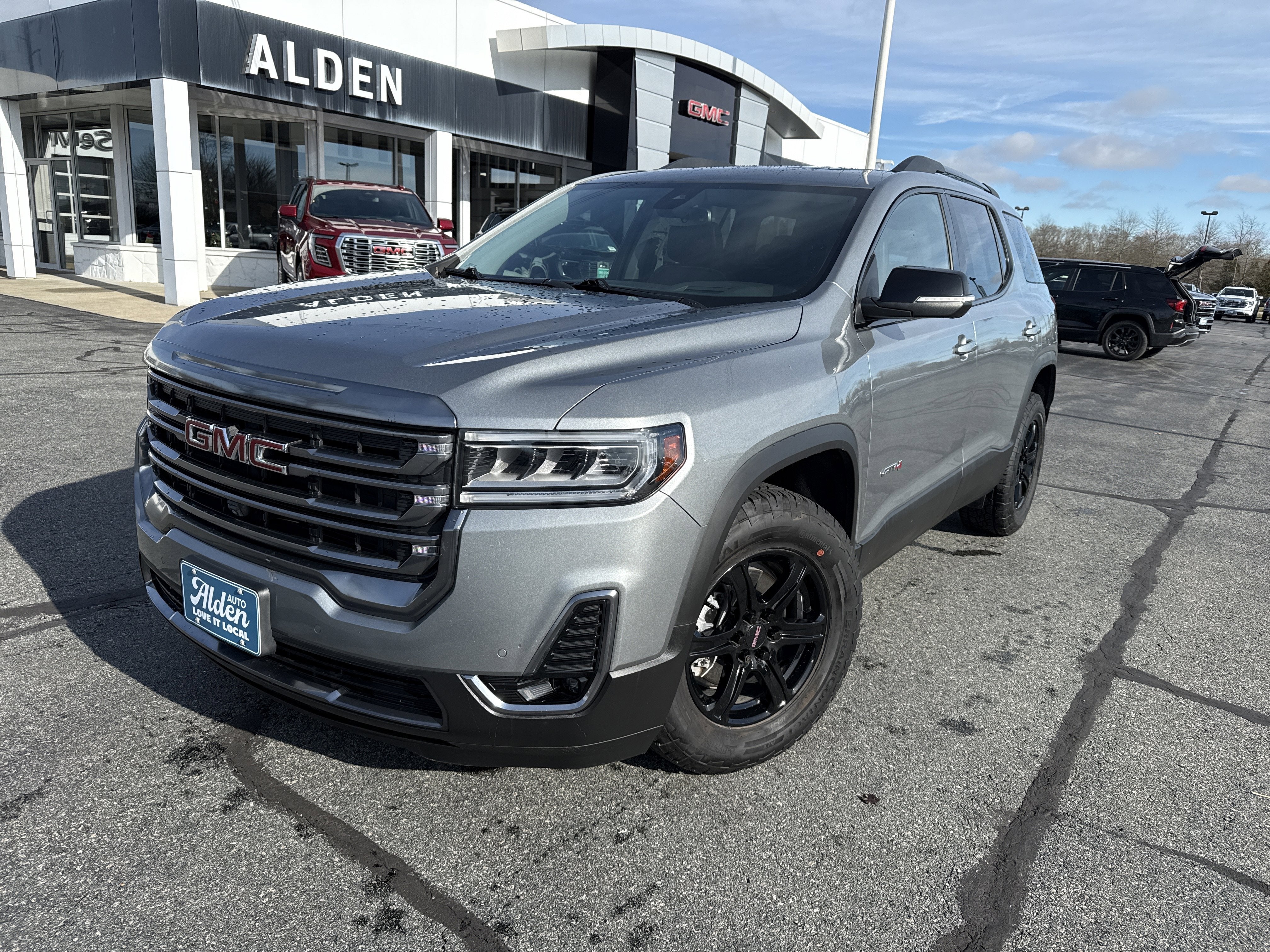 2023 GMC Acadia AT4
