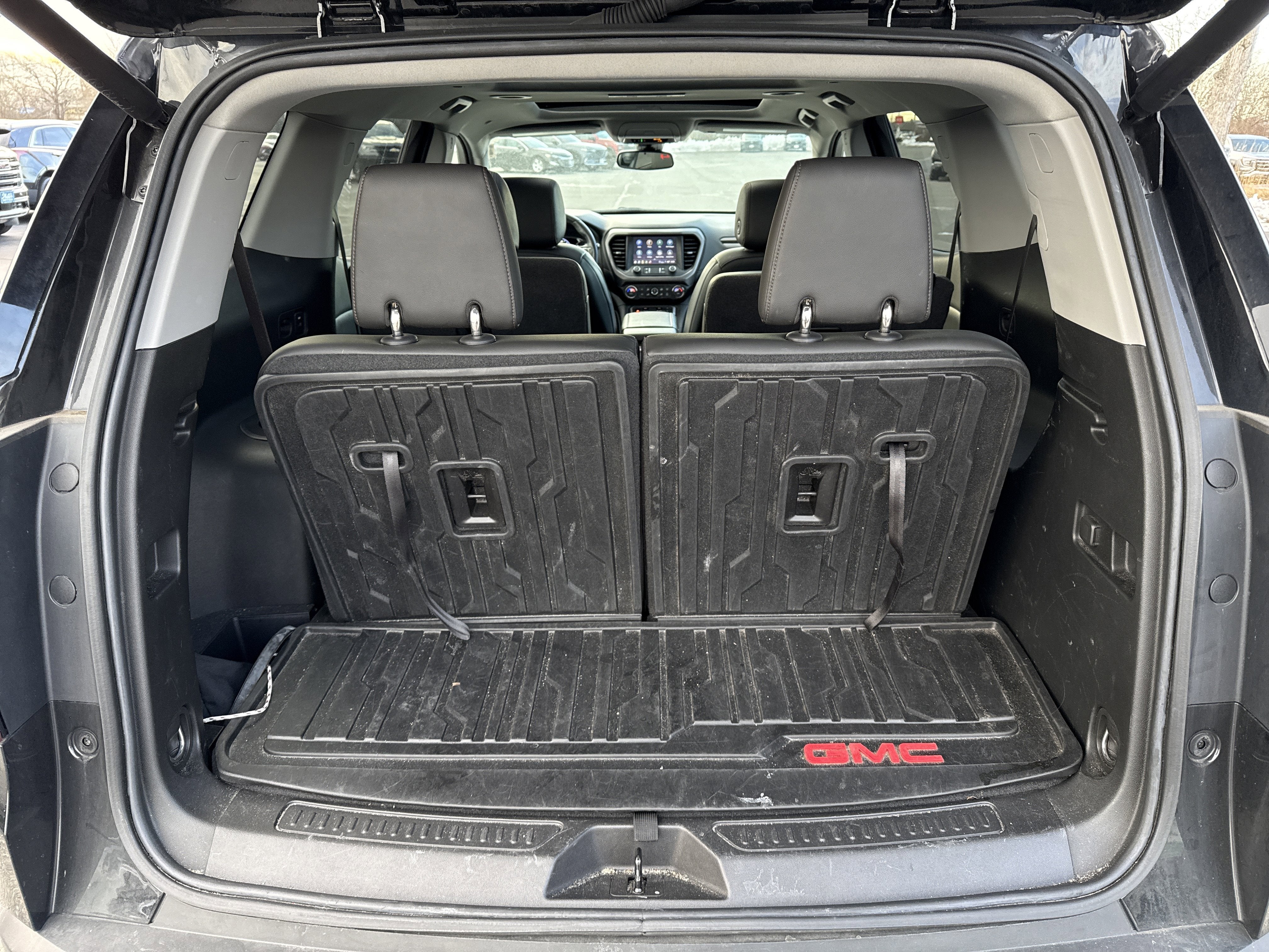 2023 GMC Acadia AT4