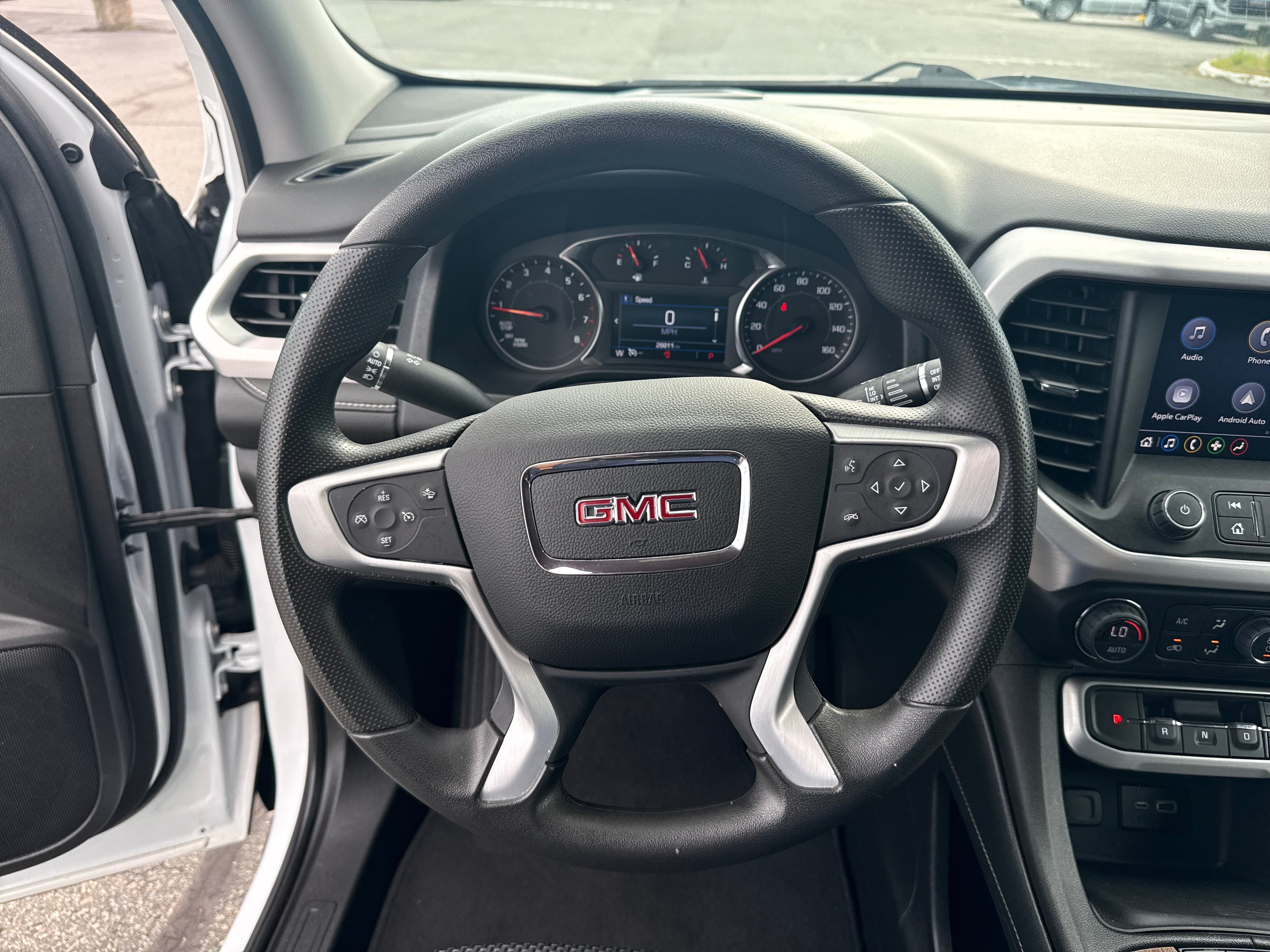 2023 GMC Acadia SLE