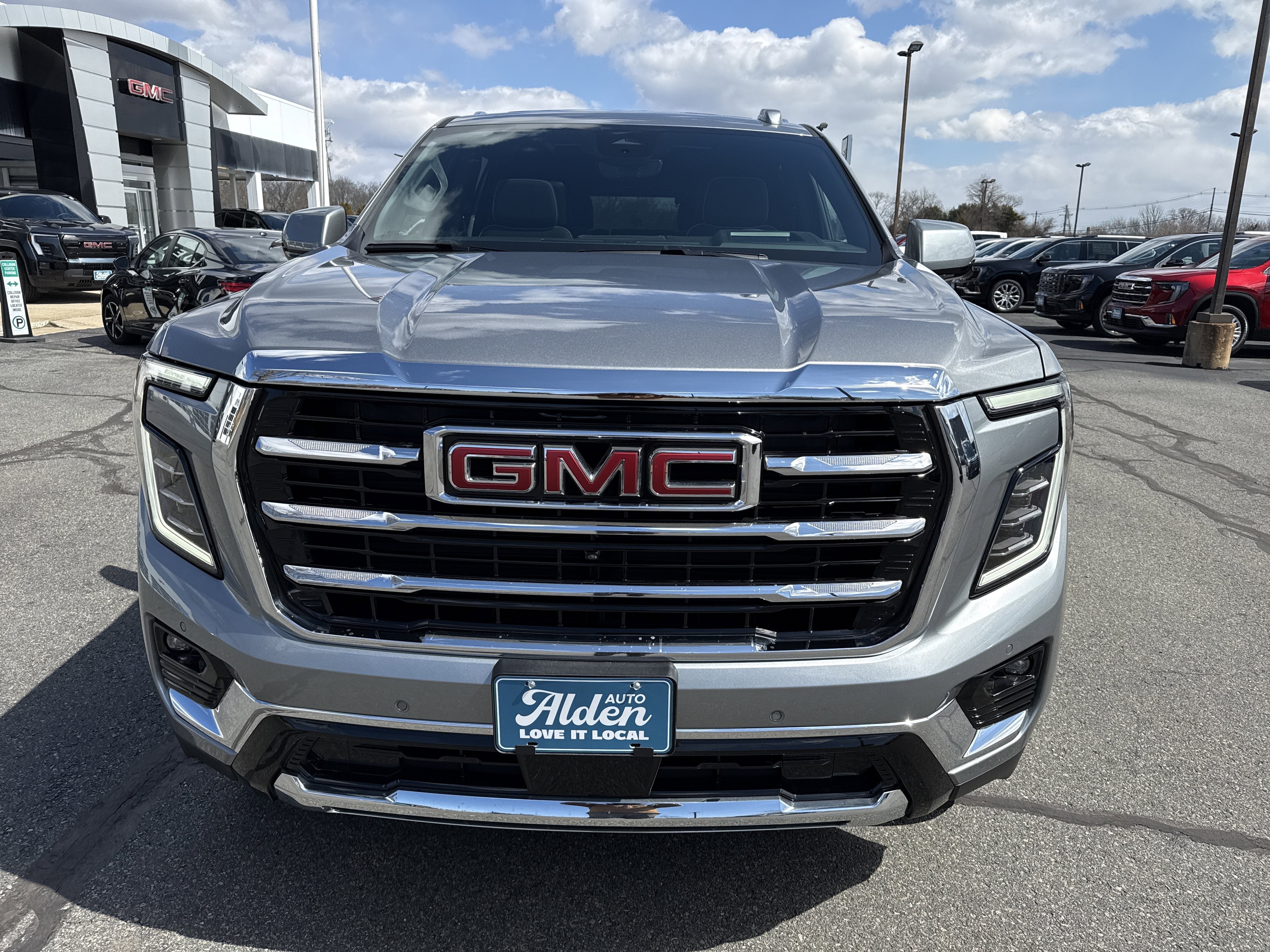 2026 GMC Yukon Elevation