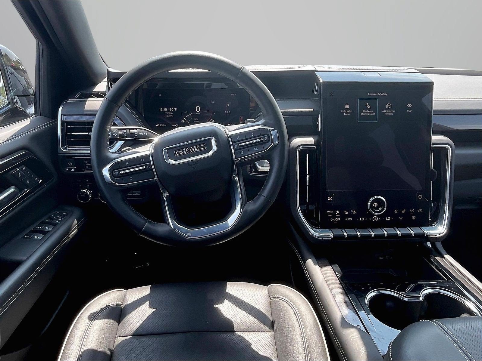 2025 GMC Yukon Elevation