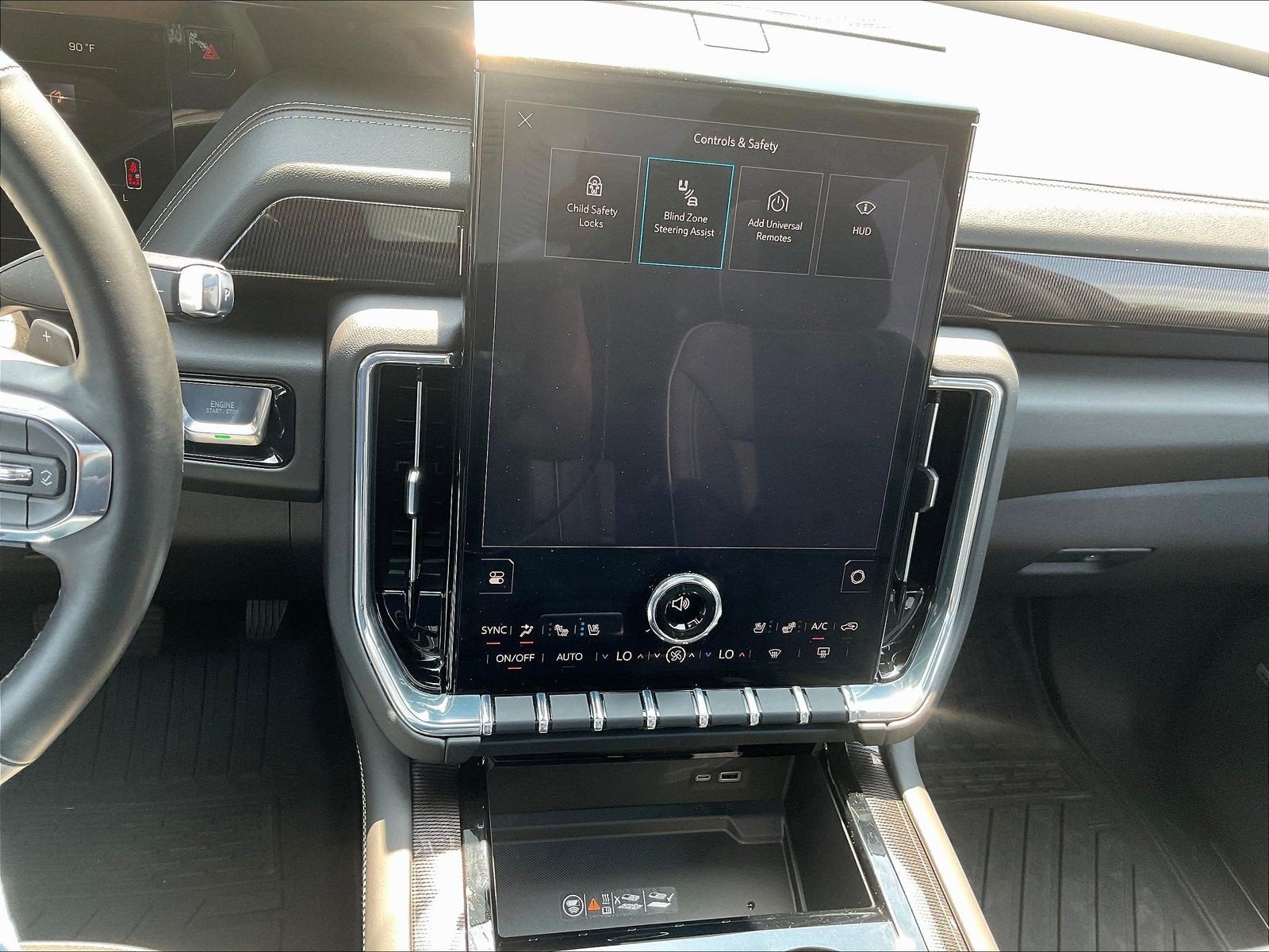 2025 GMC Yukon Elevation