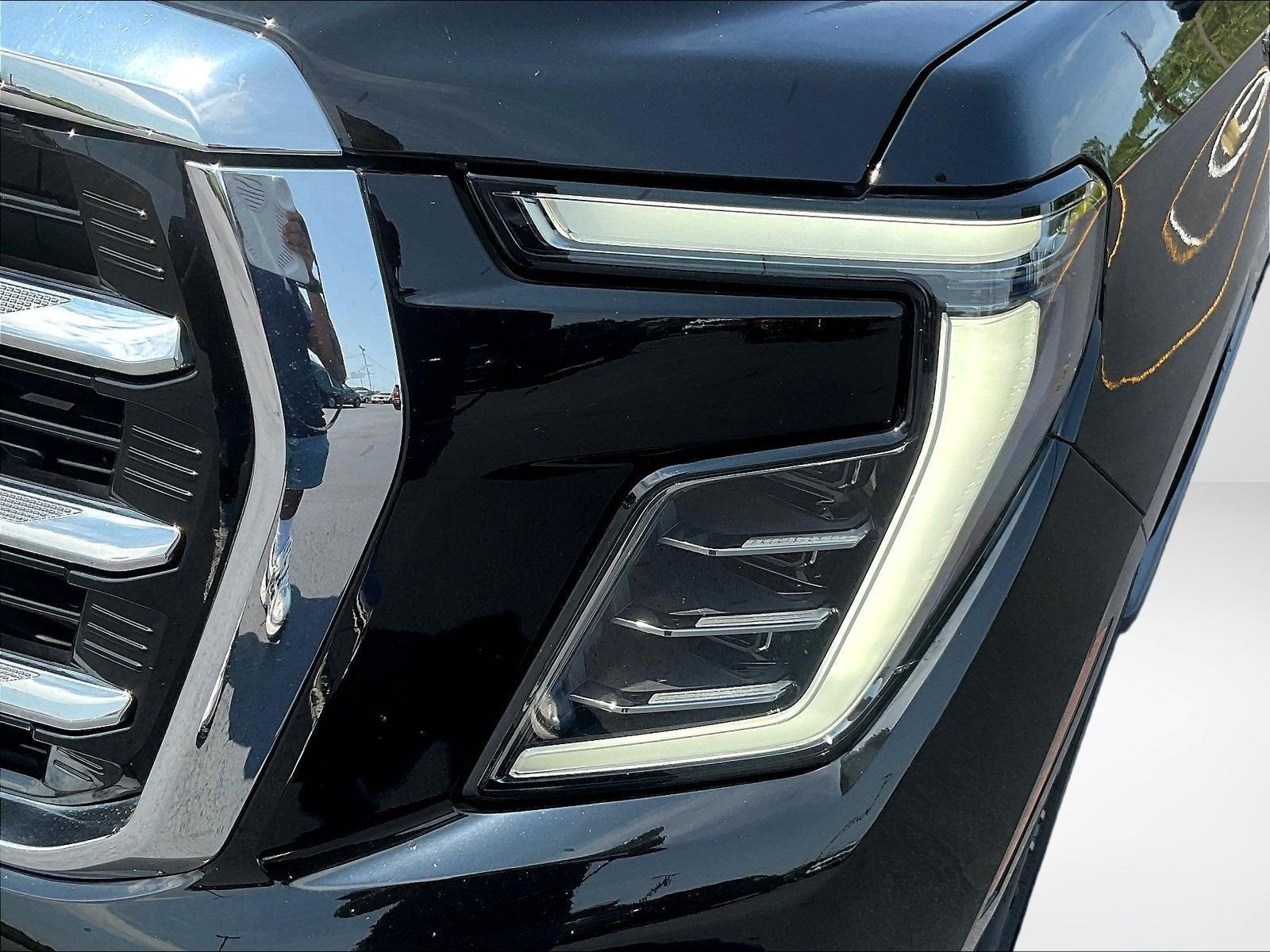 2025 GMC Yukon Elevation