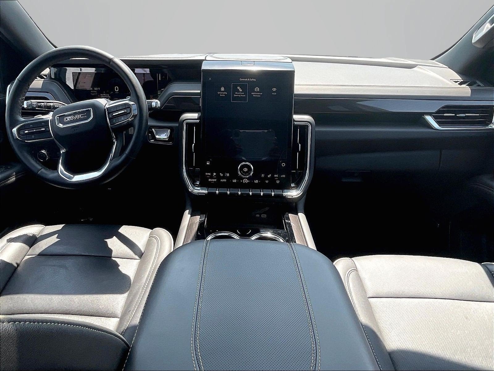 2025 GMC Yukon Elevation