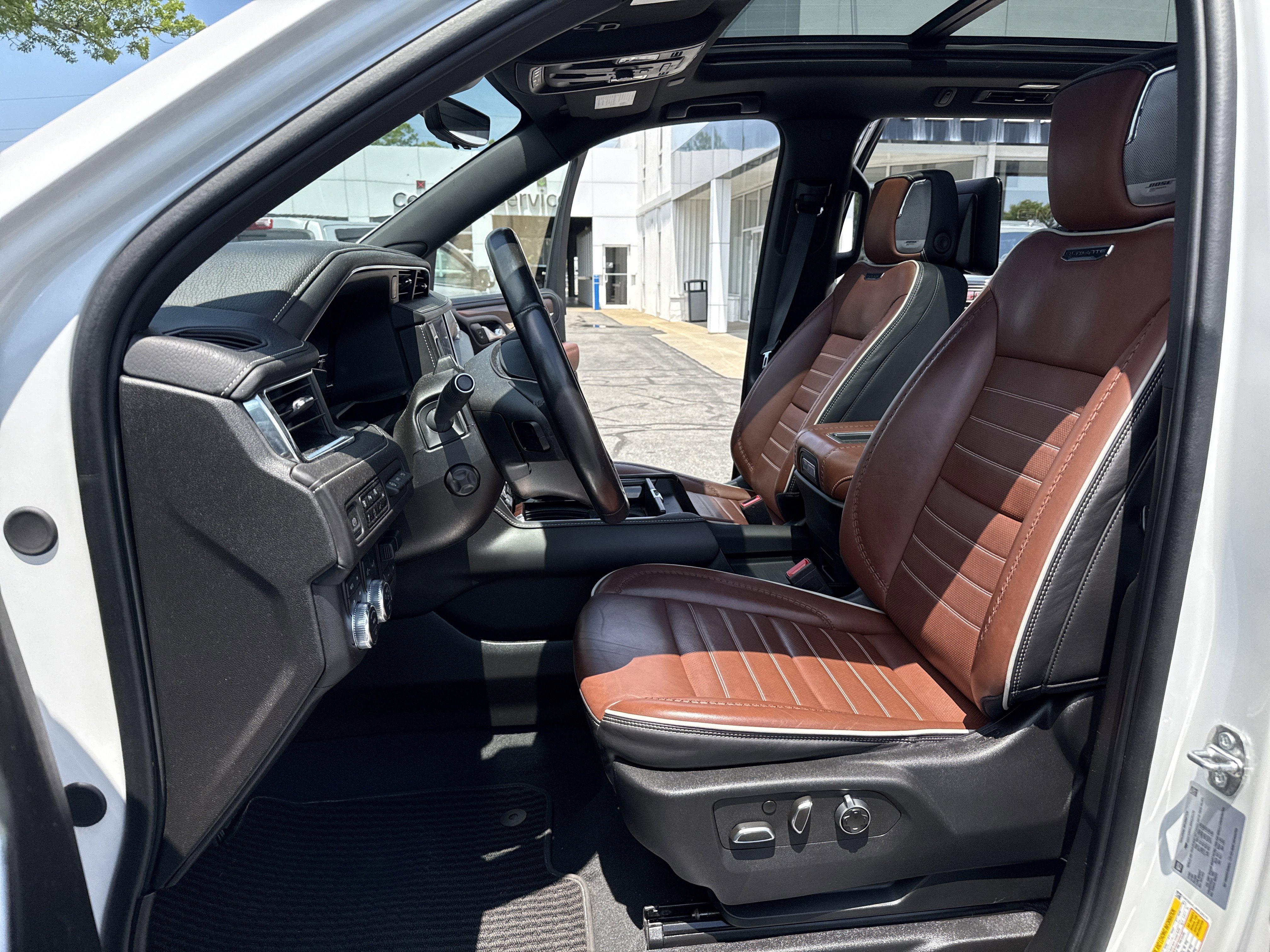 2024 GMC Yukon Denali Ultimate