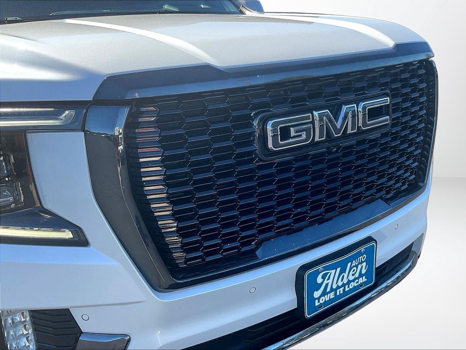 2024 GMC Yukon Denali Ultimate