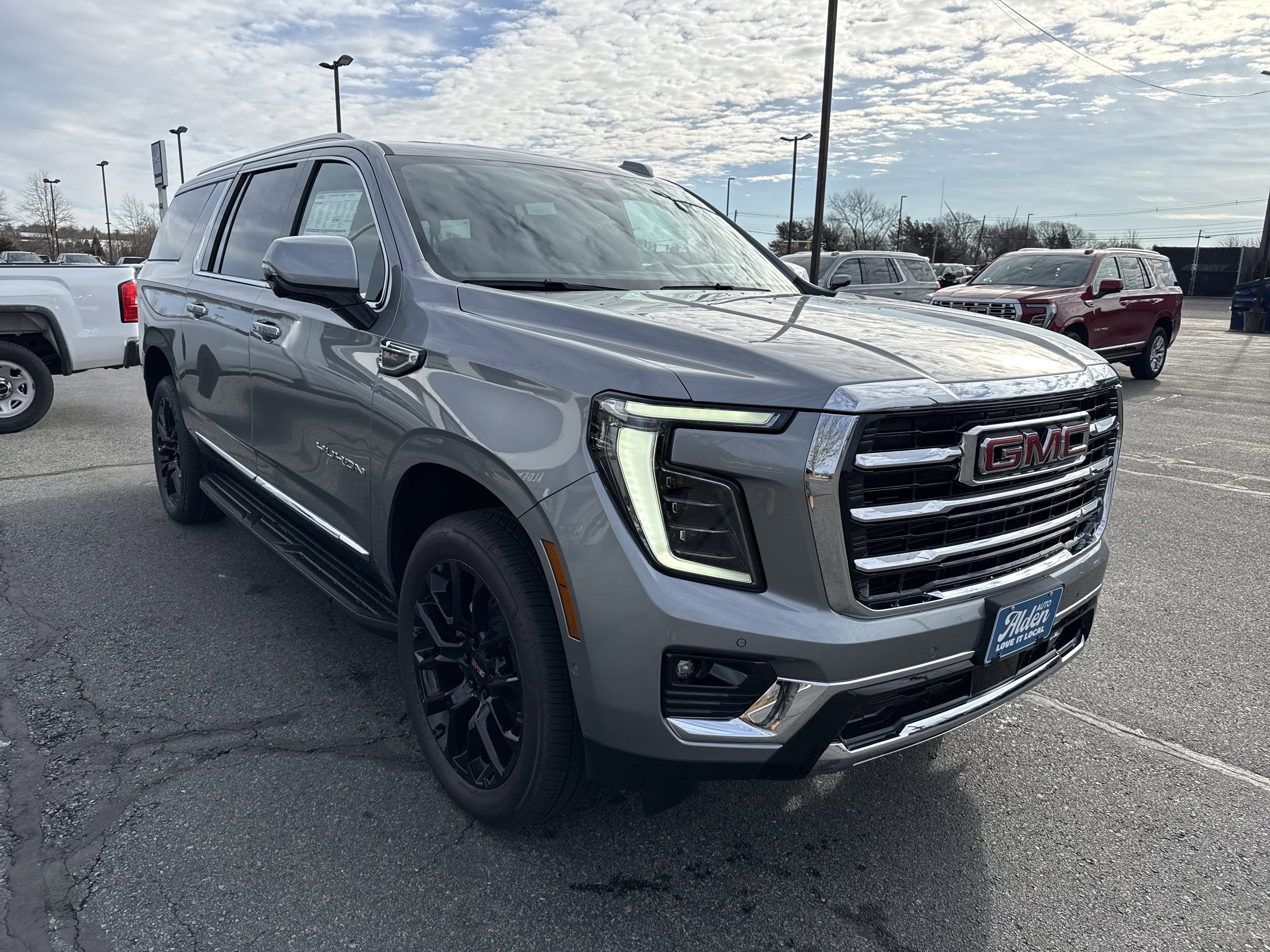 2026 GMC Yukon XL Elevation