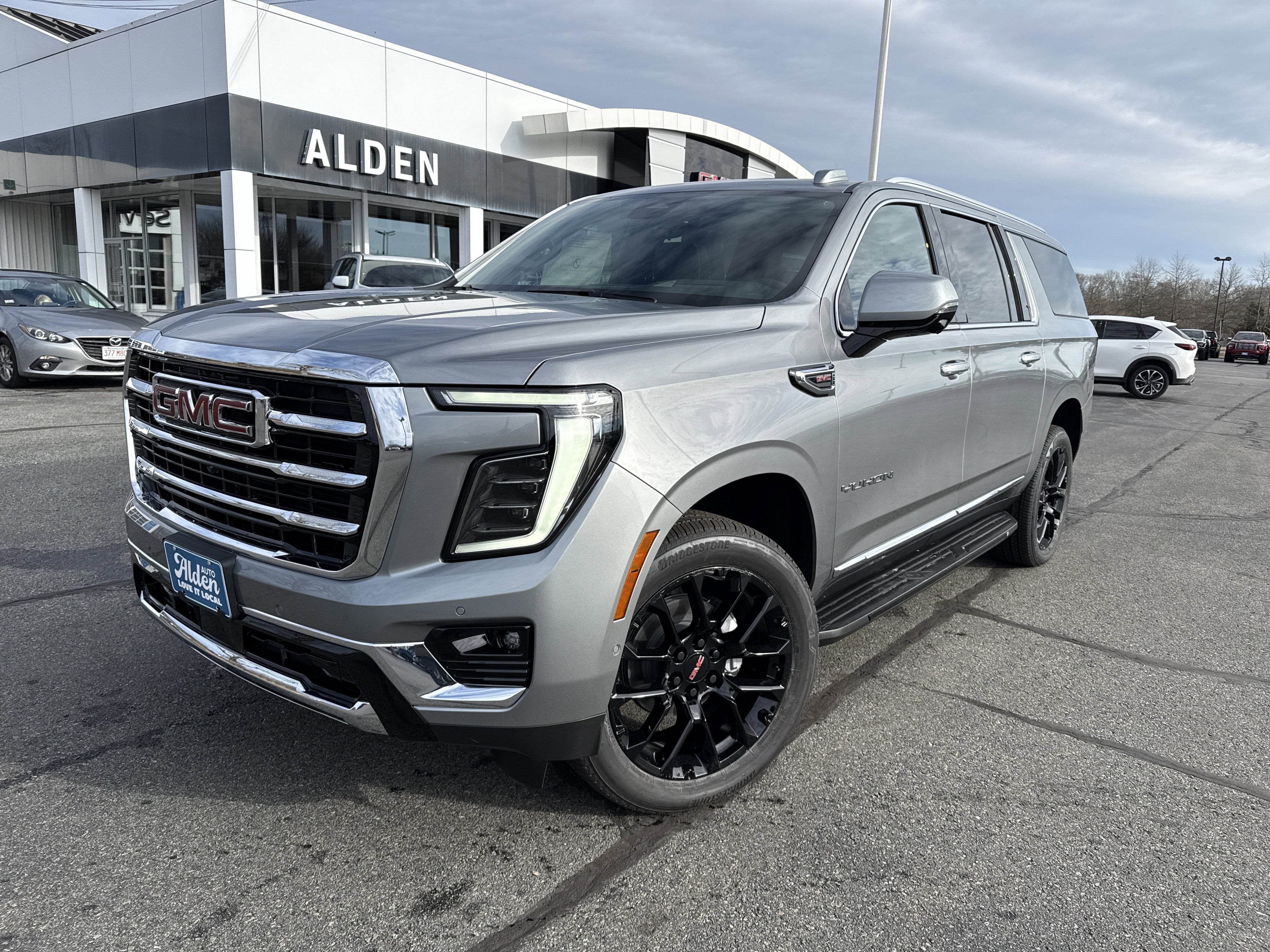 2026 GMC Yukon XL Elevation