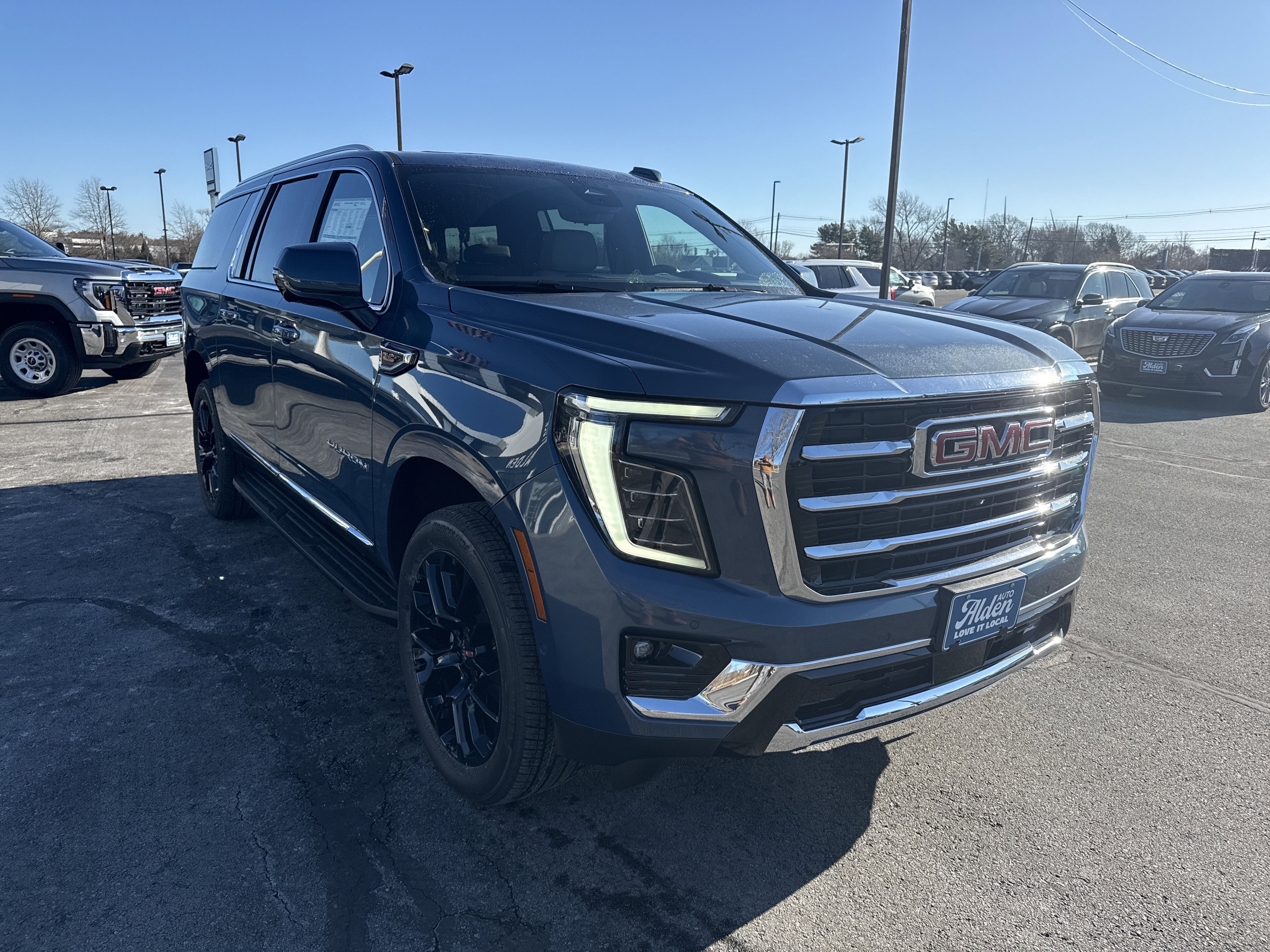2026 GMC Yukon XL Elevation