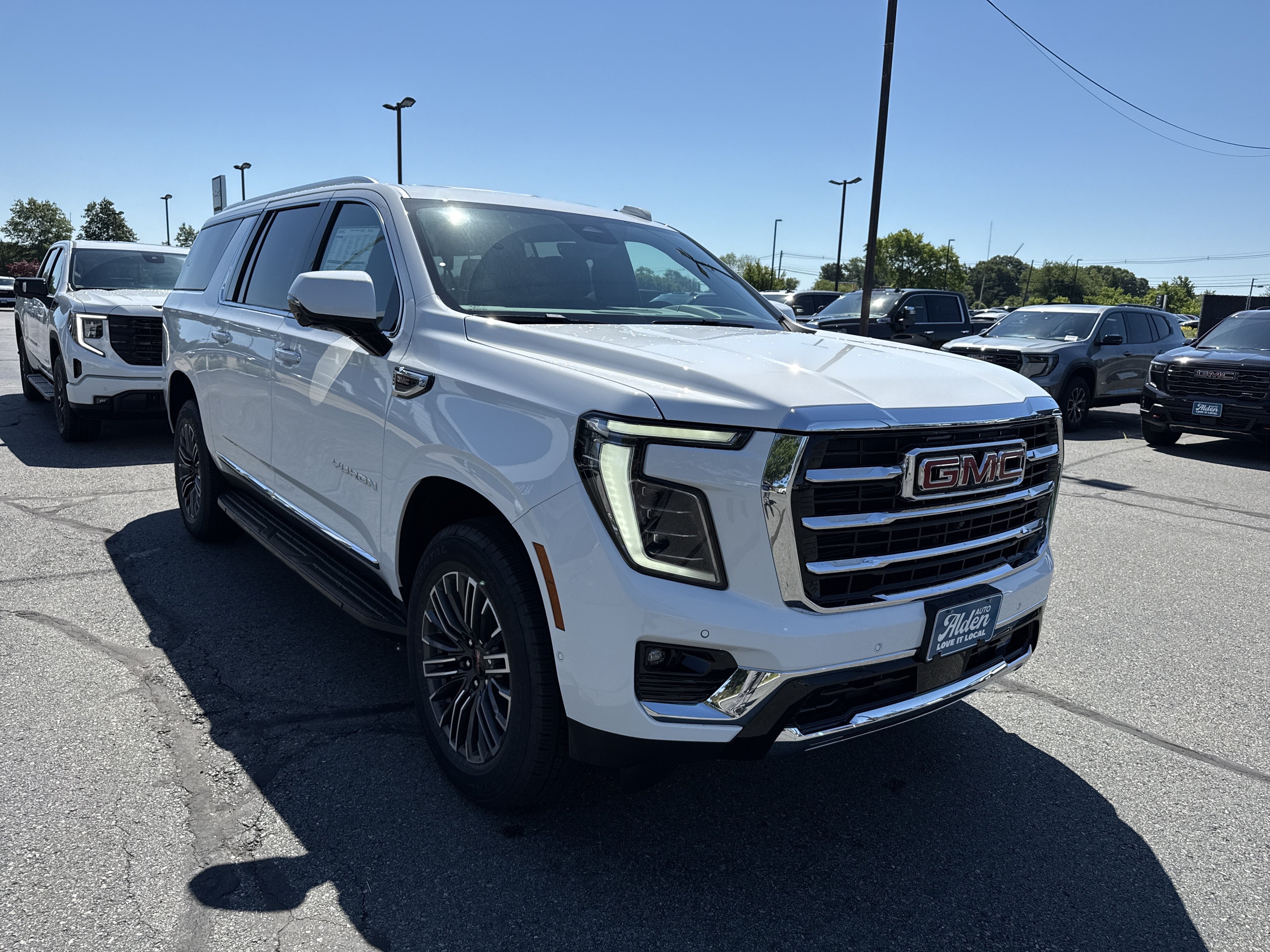 2026 GMC Yukon XL Elevation