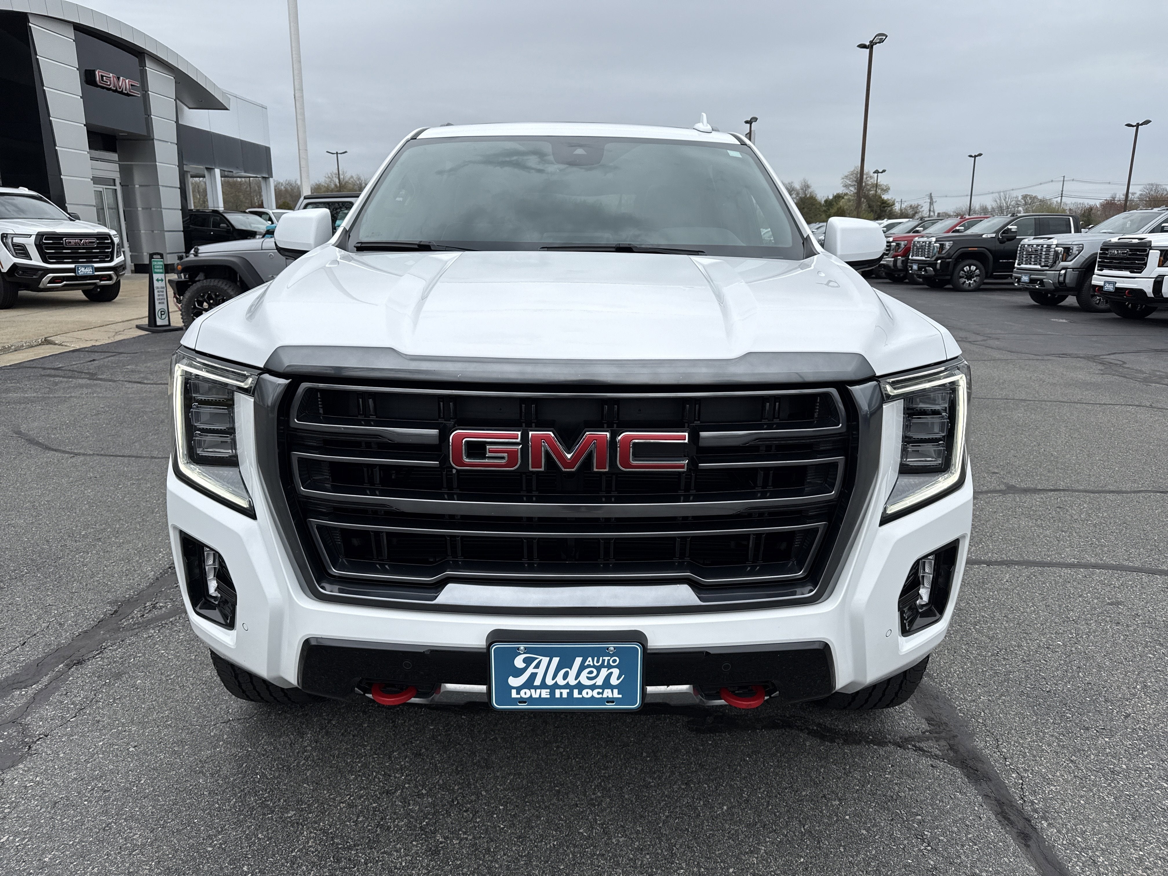 2023 GMC Yukon XL AT4