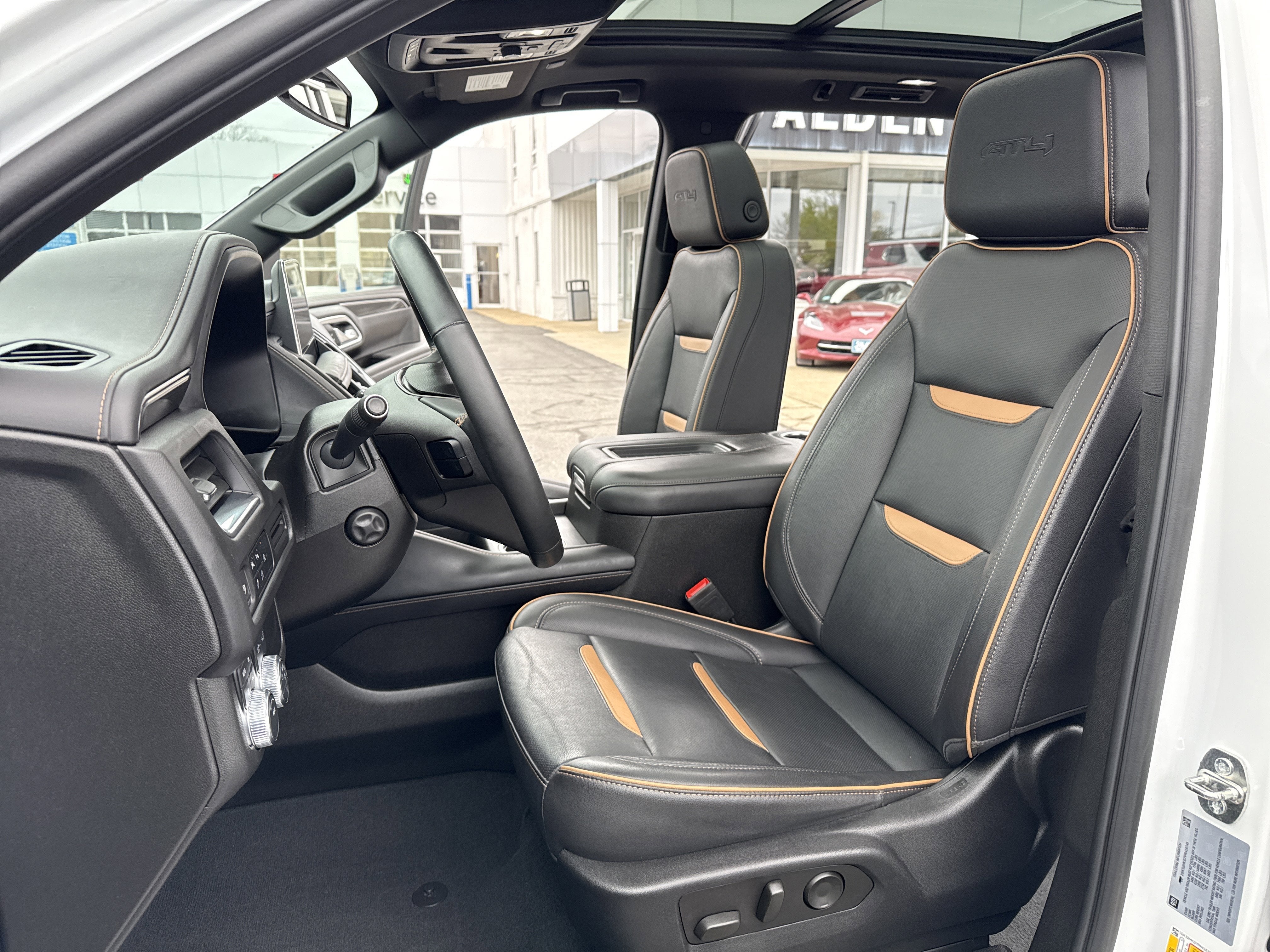 2023 GMC Yukon XL AT4