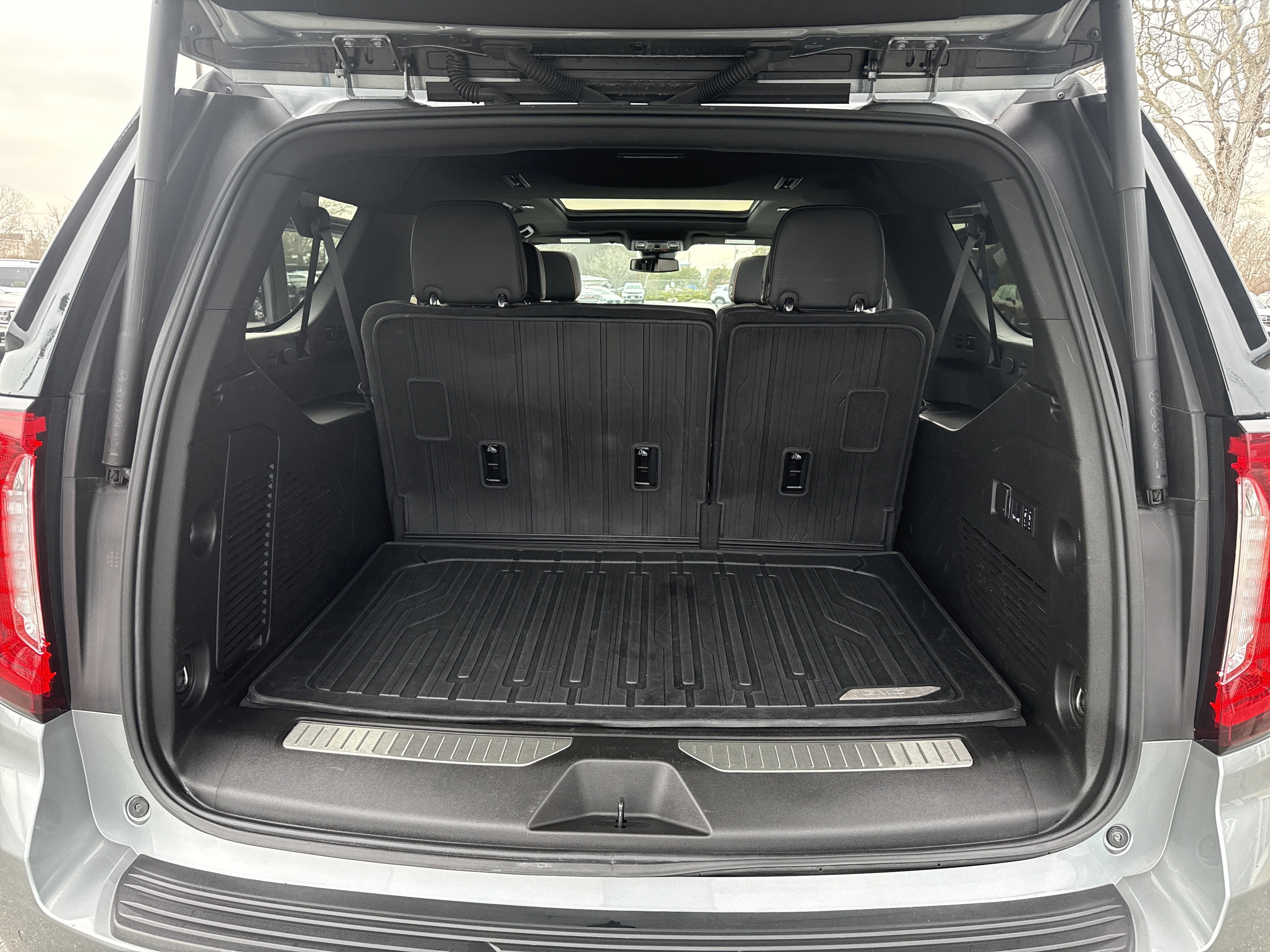 2024 GMC Yukon XL AT4