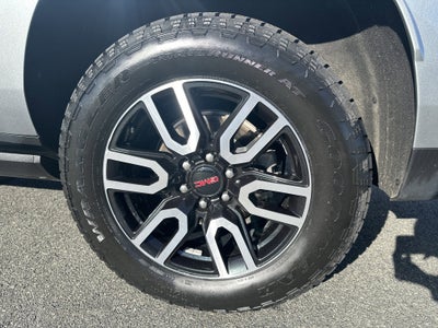 2024 GMC Yukon XL AT4