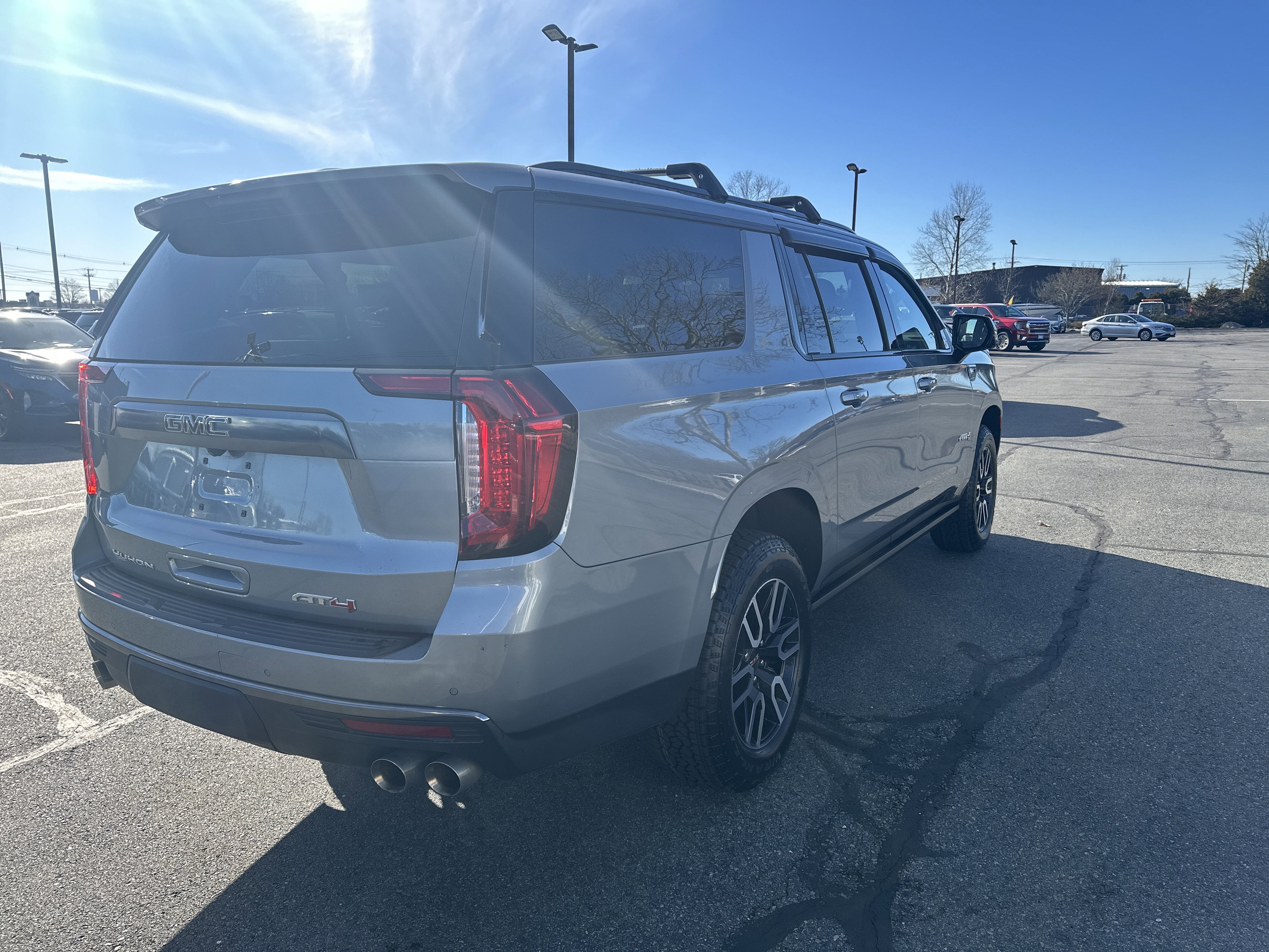 2024 GMC Yukon XL AT4