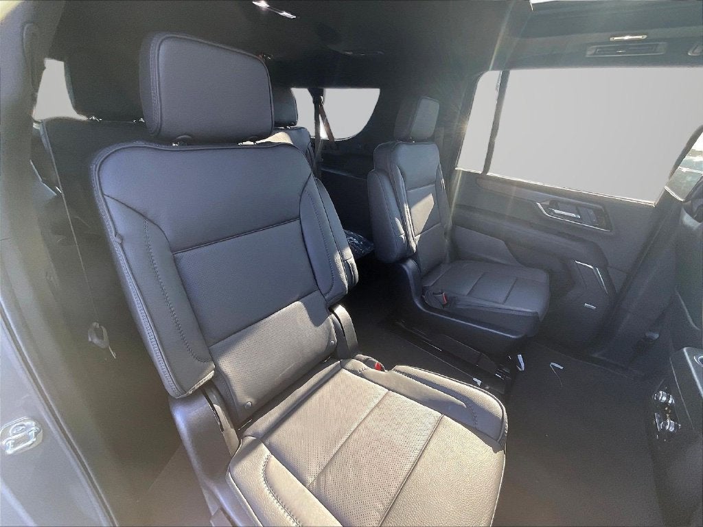2027 GMC Yukon XL Denali - Photo 23