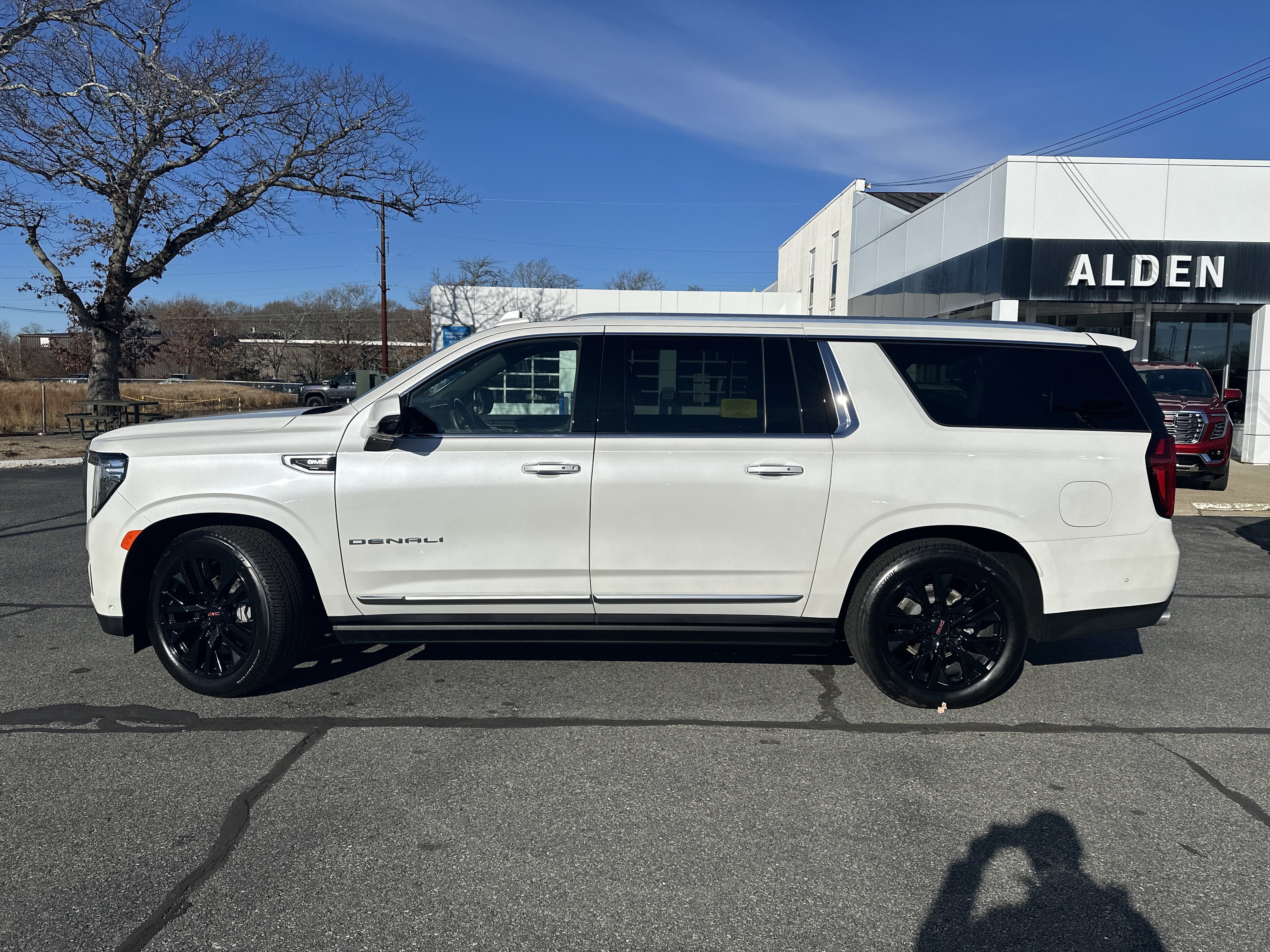 2024 GMC Yukon XL Denali