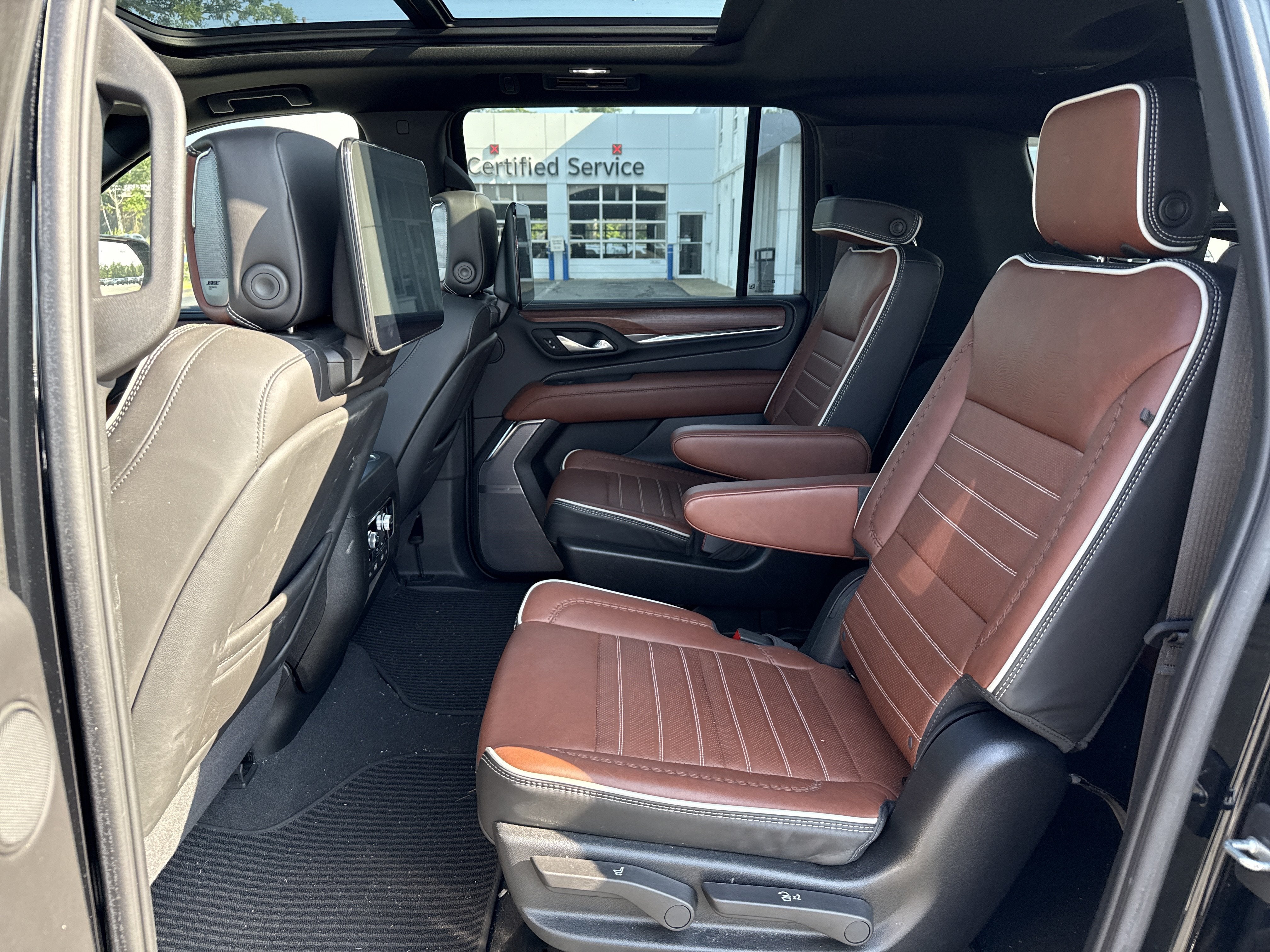 2024 GMC Yukon XL Denali Ultimate