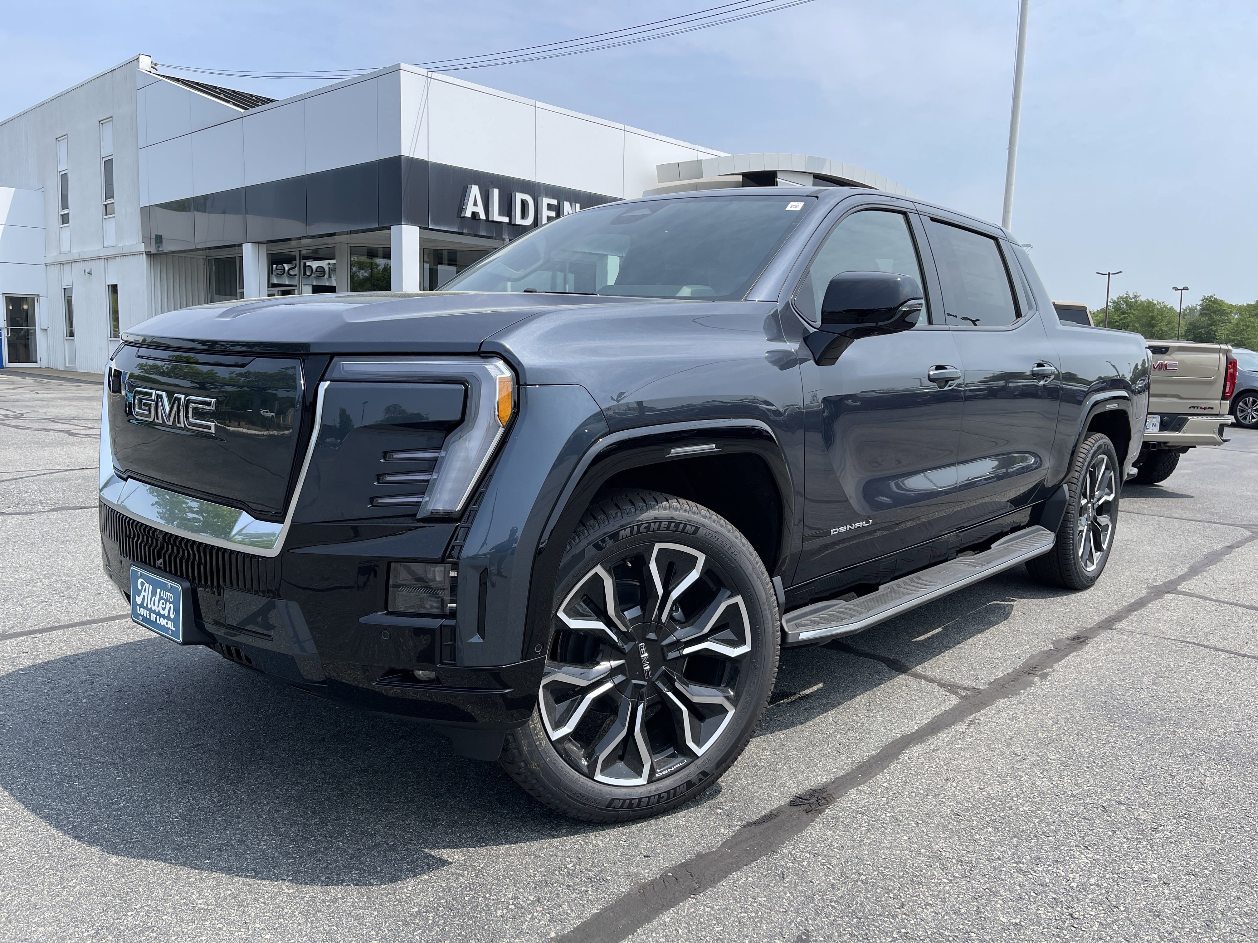 2025 GMC Sierra EV Extended Range Denali