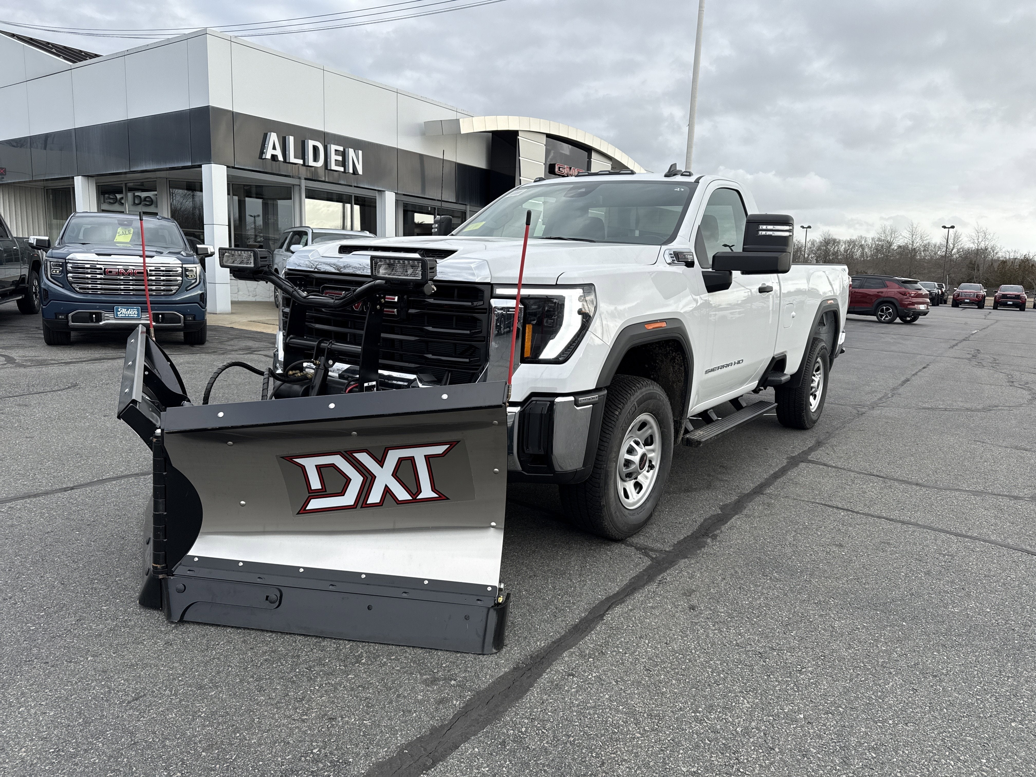 2025 GMC Sierra 2500 HD Pro