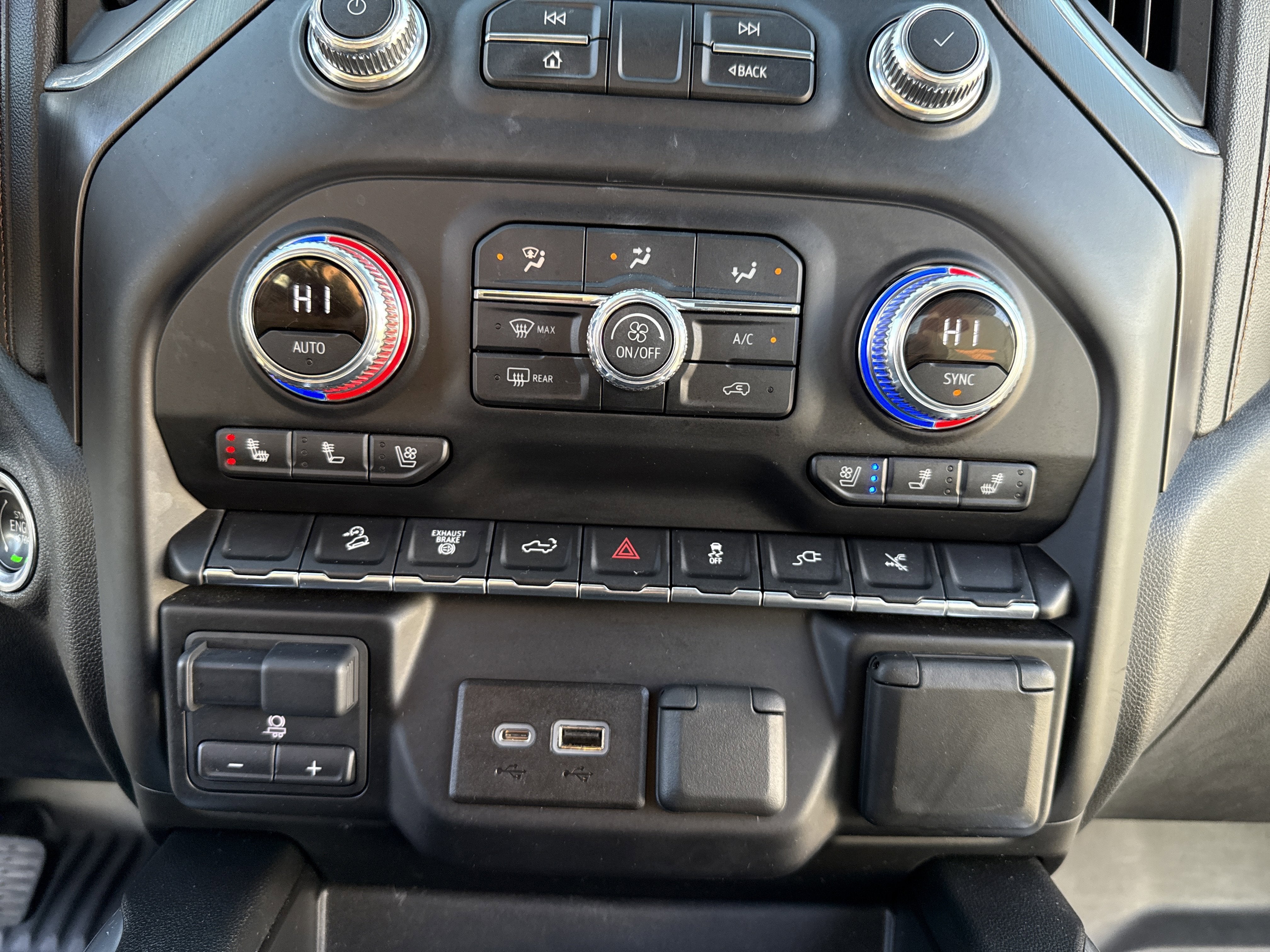 2022 GMC Sierra 2500 HD AT4