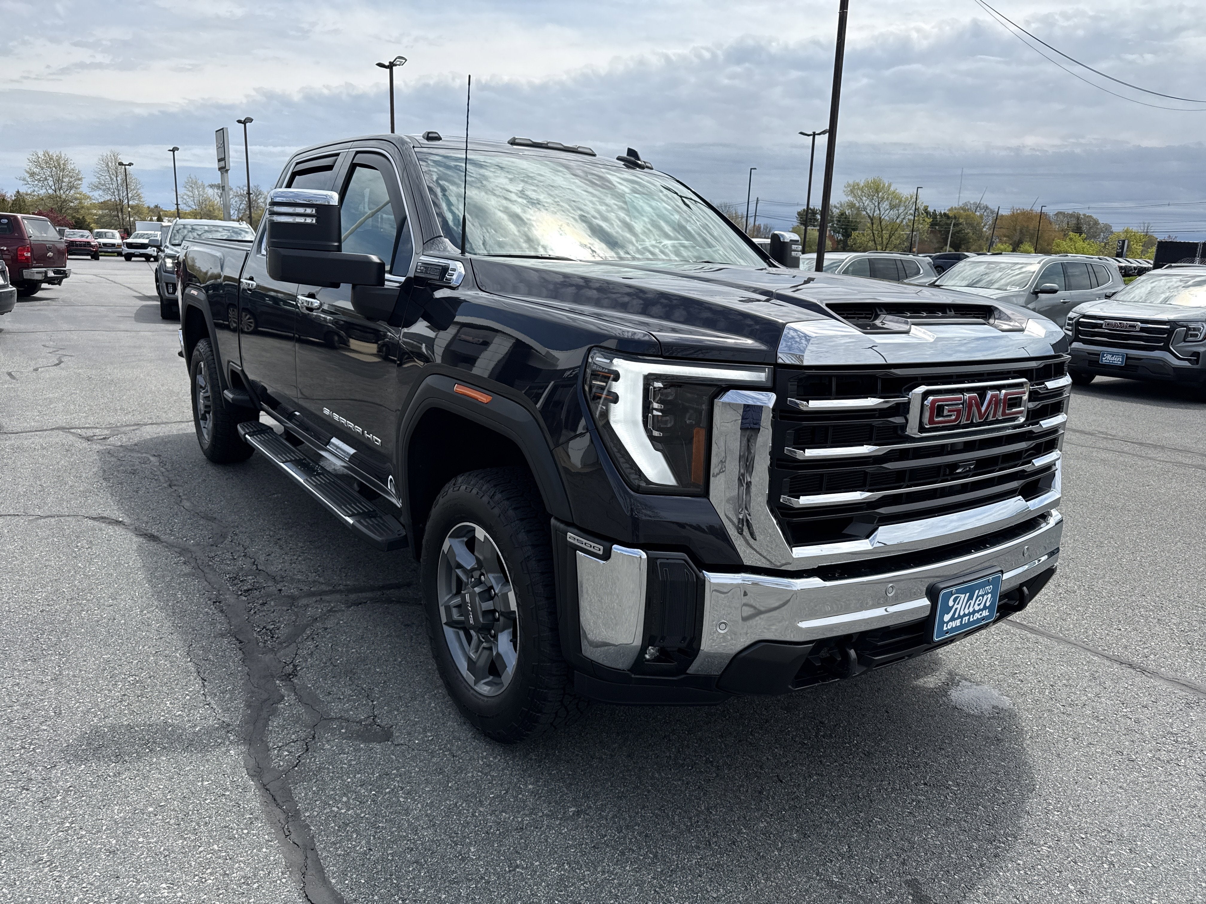 2025 GMC Sierra 2500 HD SLT