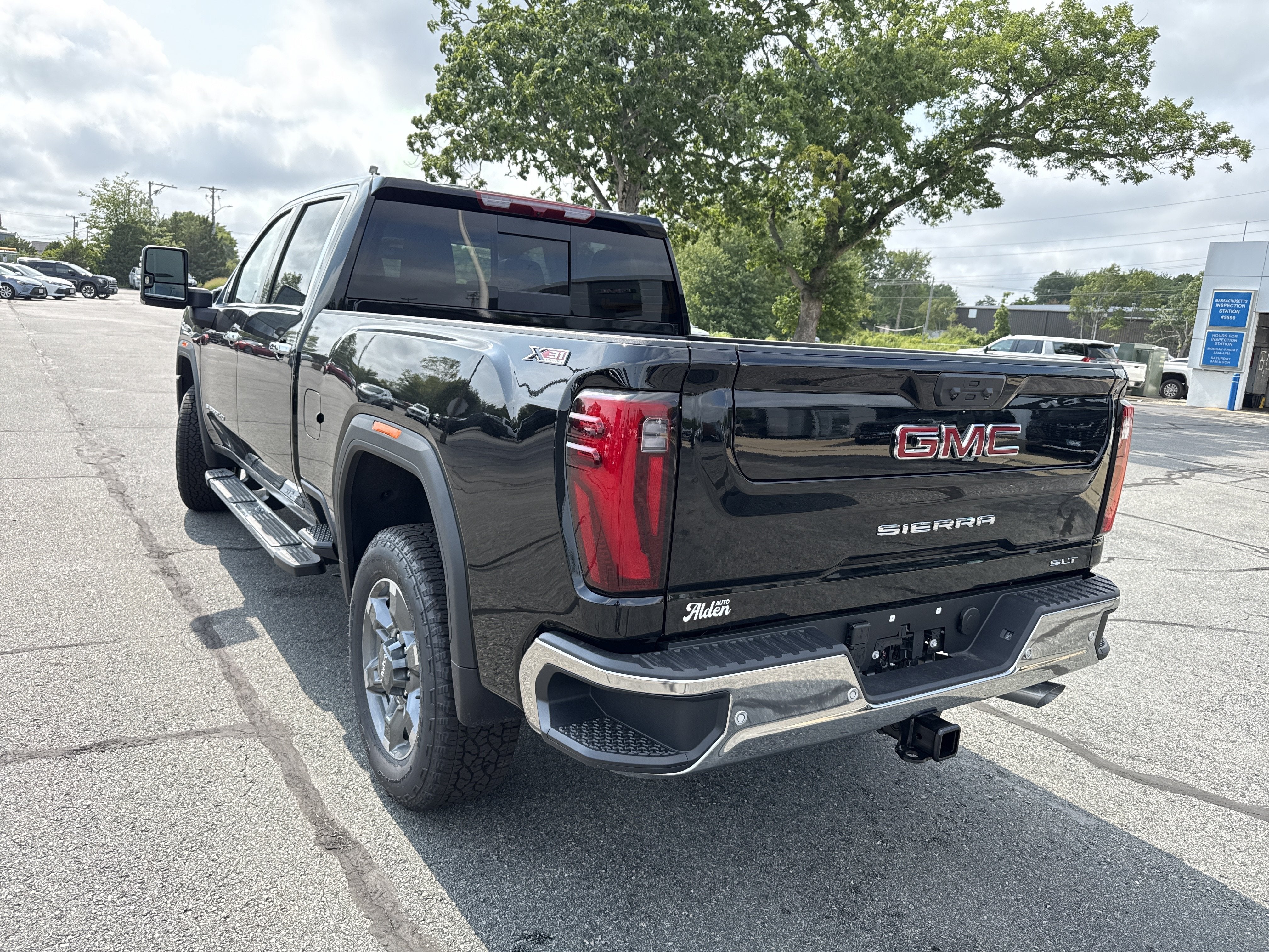 2026 GMC Sierra 2500 HD SLT
