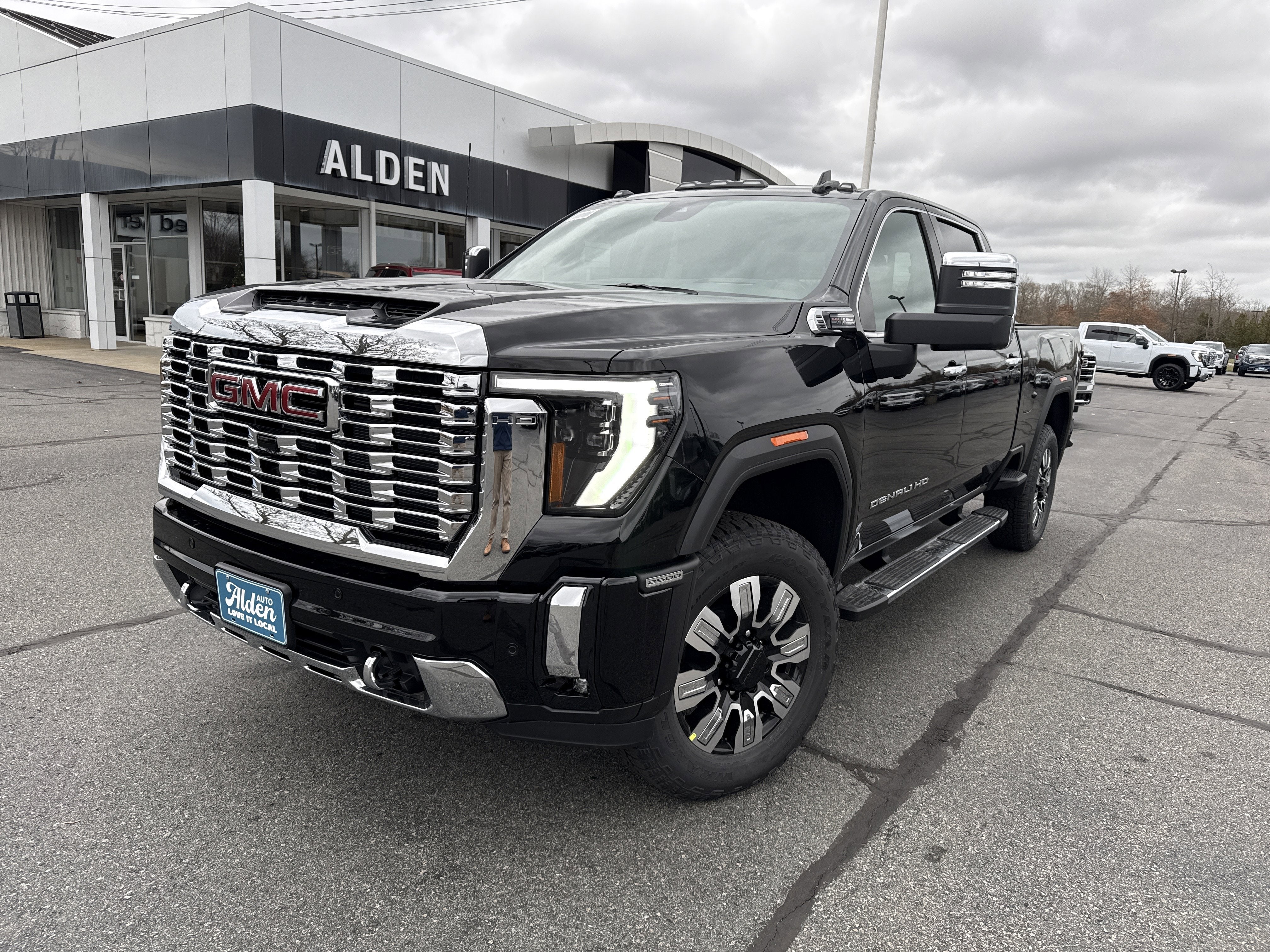 2026 GMC Sierra 2500 HD Denali
