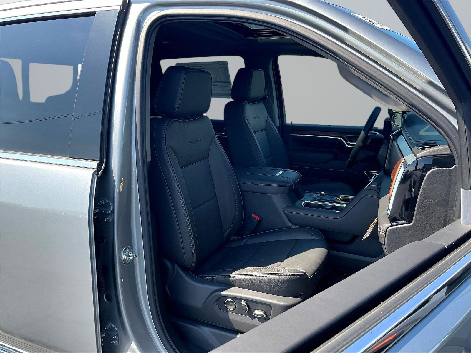 2026 GMC Sierra 2500HD Denali - Photo 25
