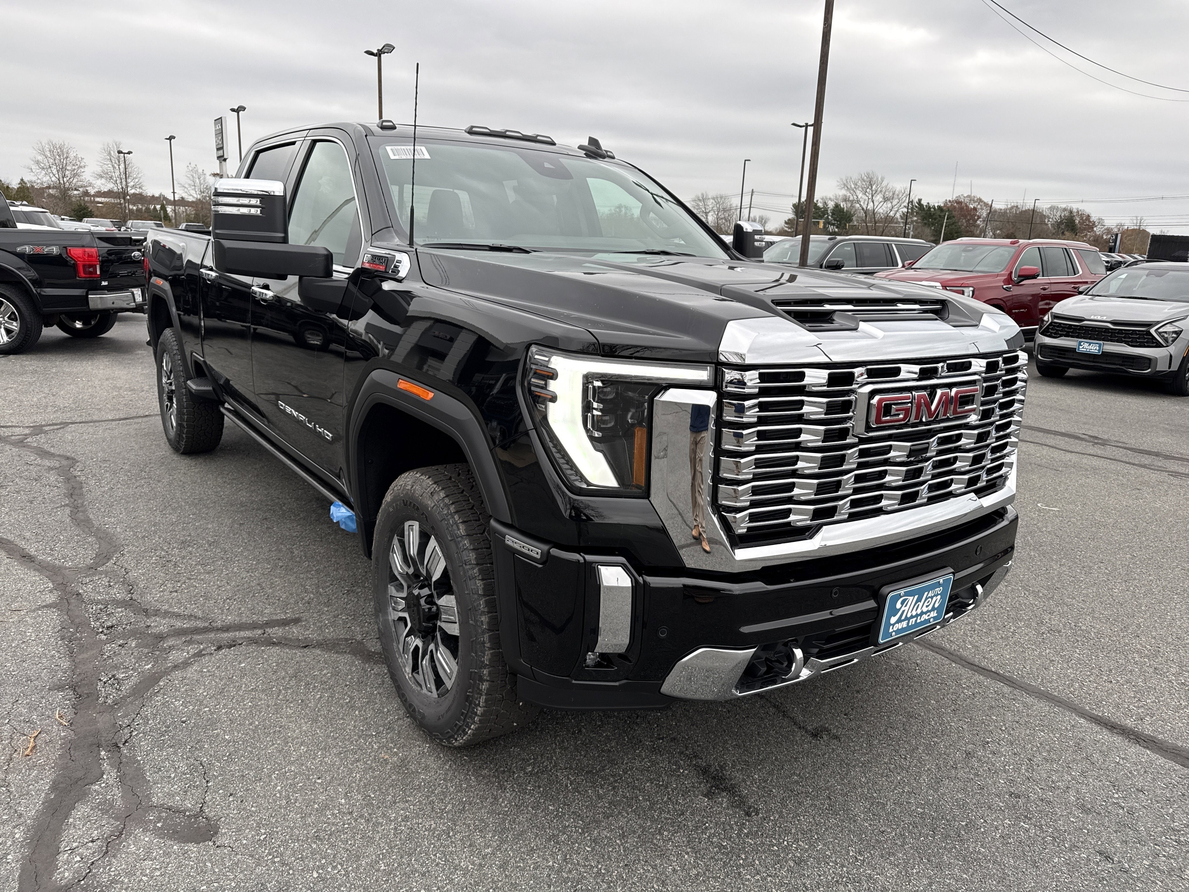 2026 GMC Sierra 2500 HD Denali