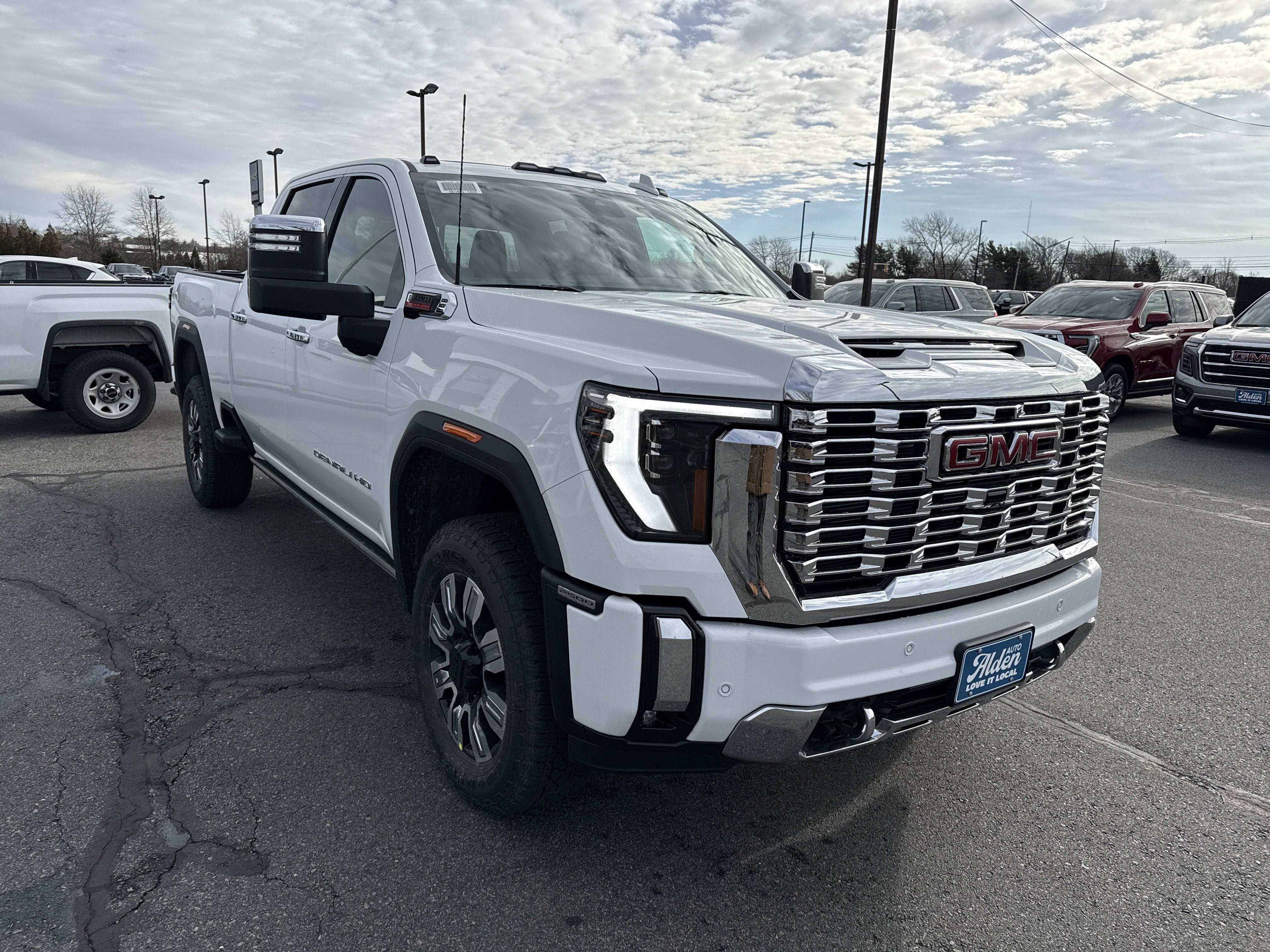 2026 GMC Sierra 2500 HD Denali