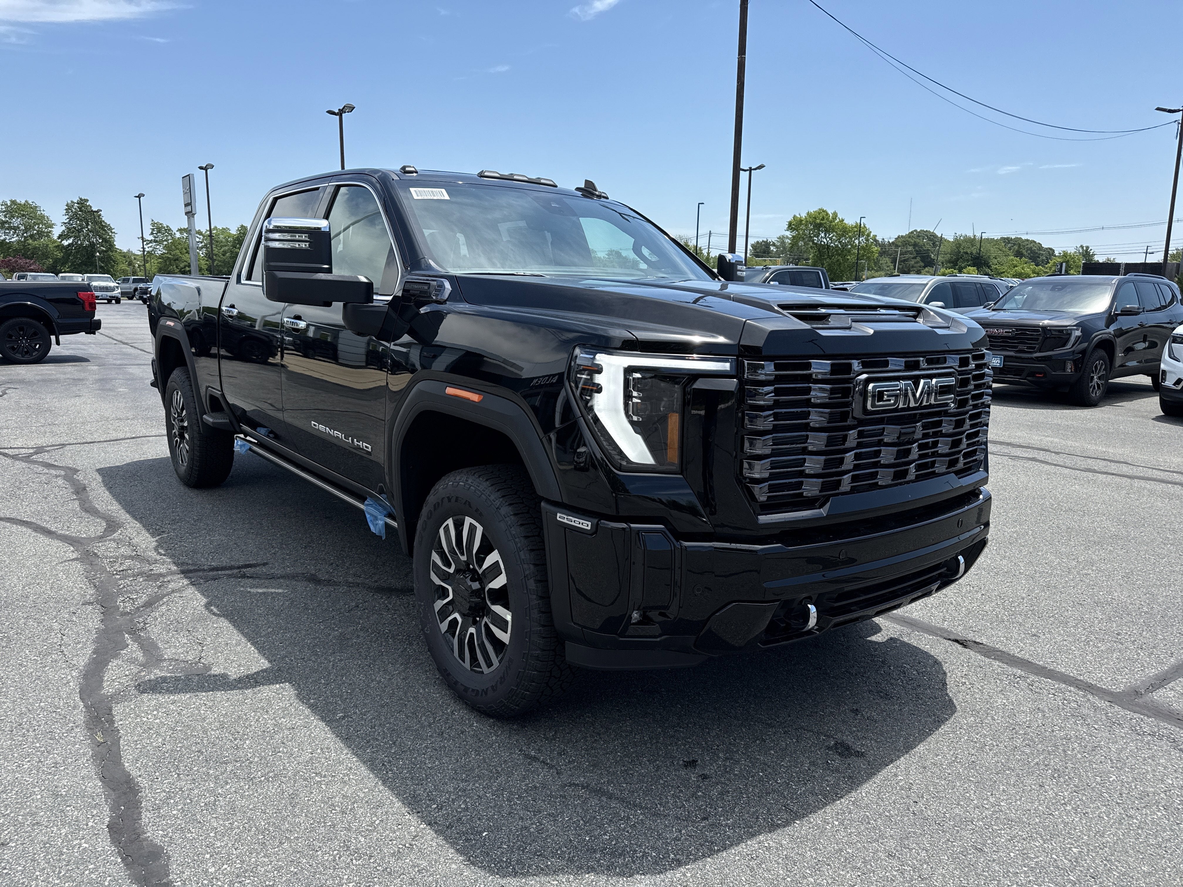 2026 GMC Sierra 2500 HD Denali Ultimate