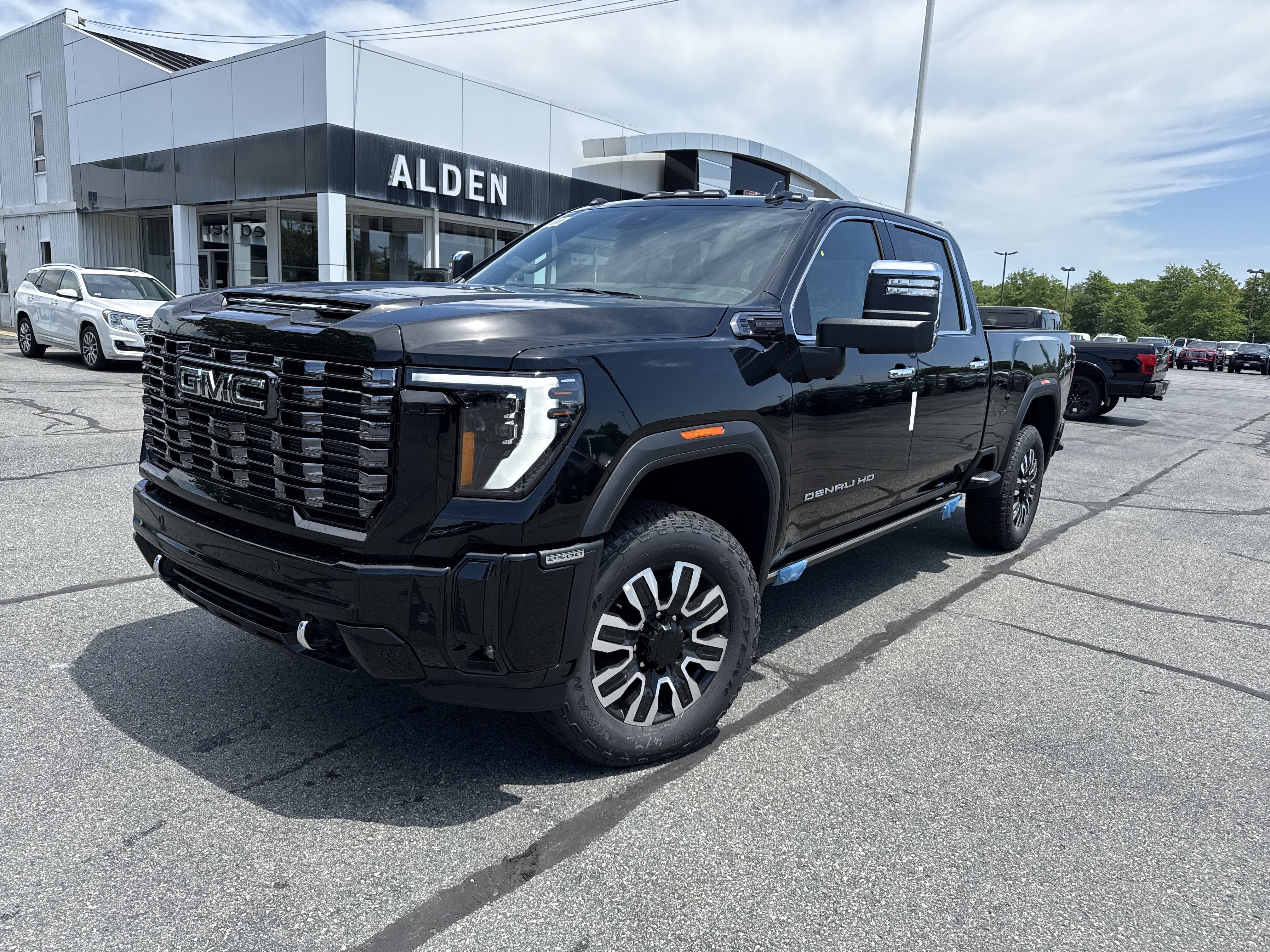 2026 GMC Sierra 2500 HD Denali Ultimate