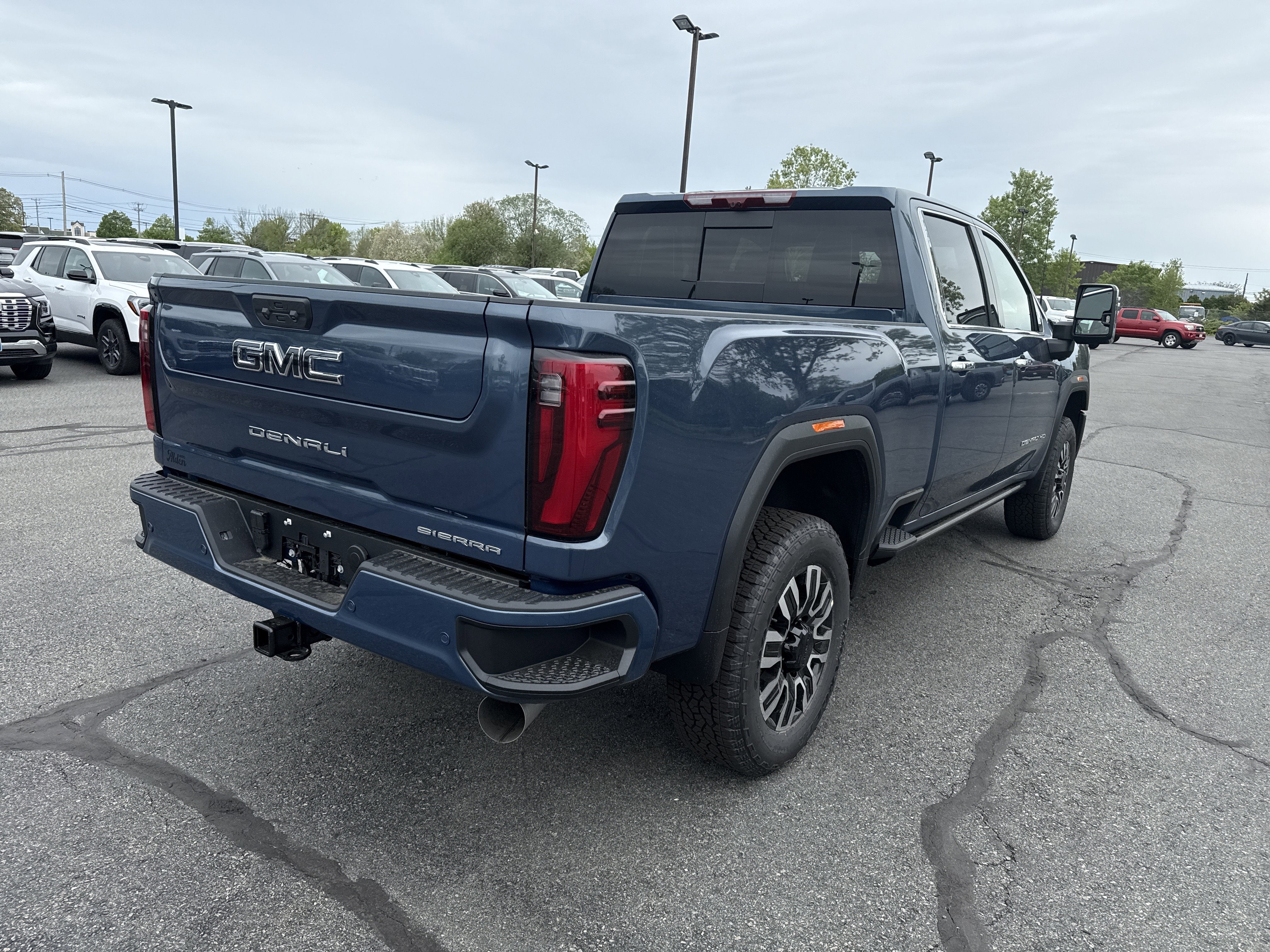 2026 GMC Sierra 2500 HD Denali Ultimate