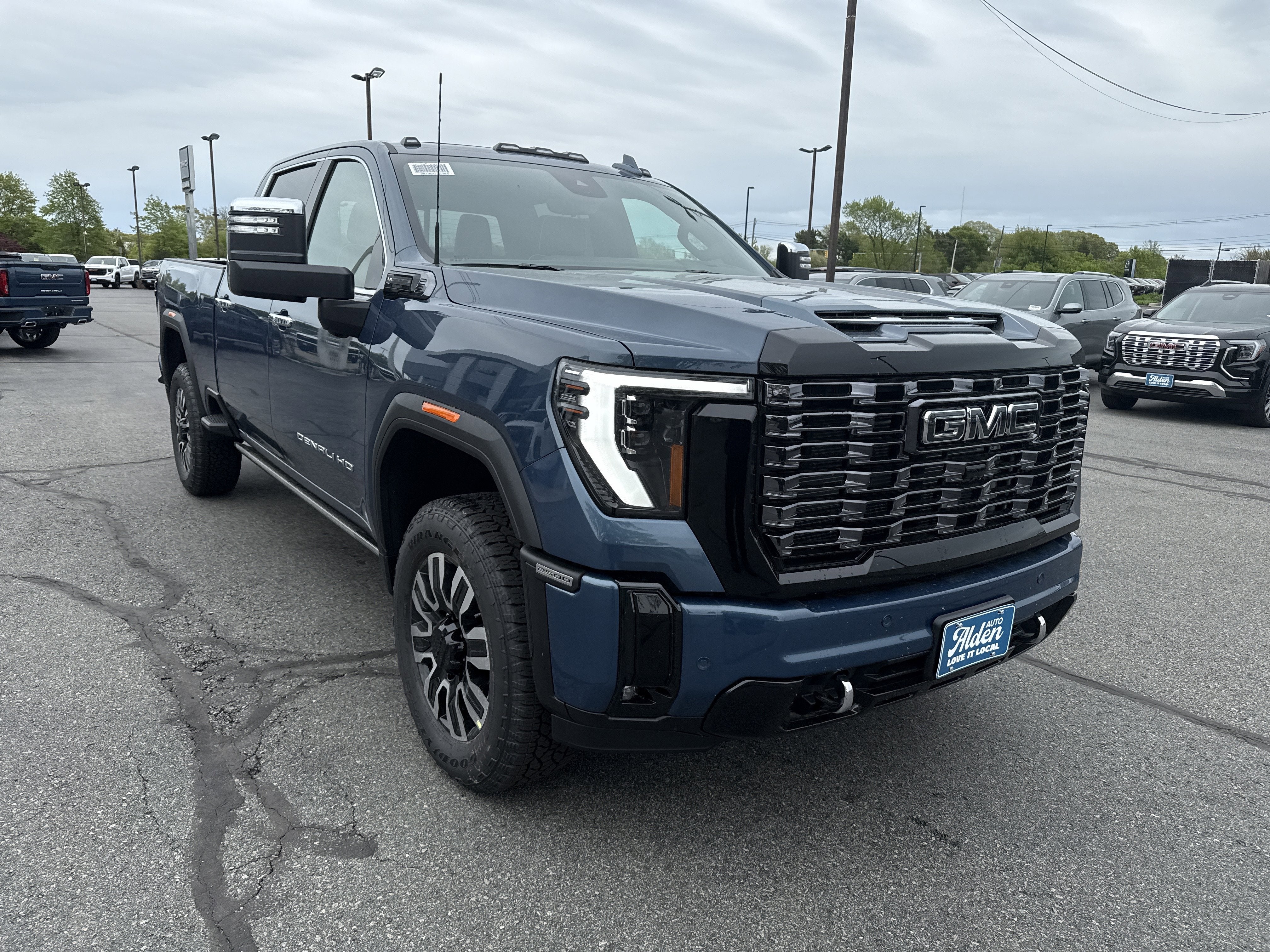 2026 GMC Sierra 2500 HD Denali Ultimate