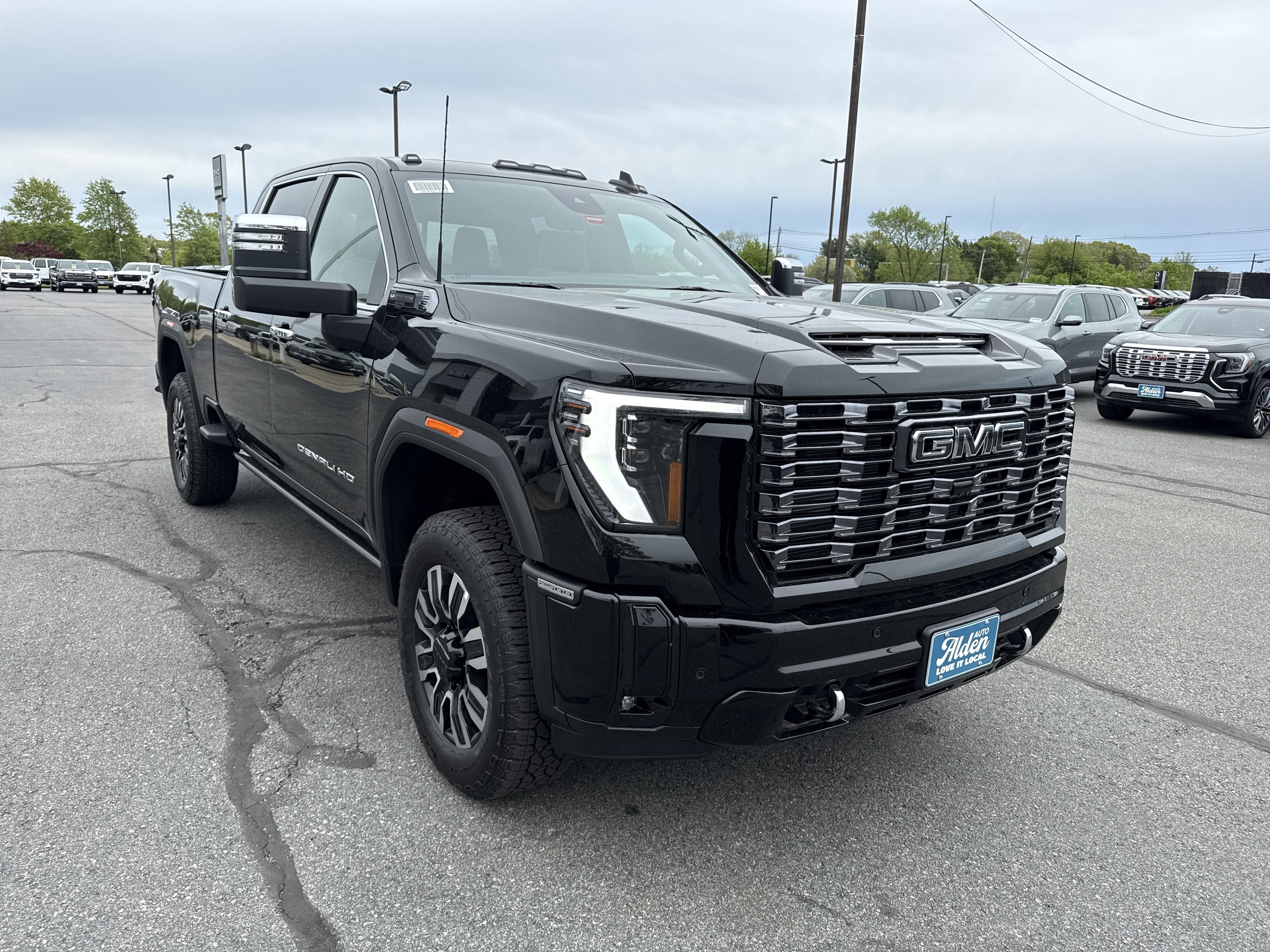 2026 GMC Sierra 2500 HD Denali Ultimate