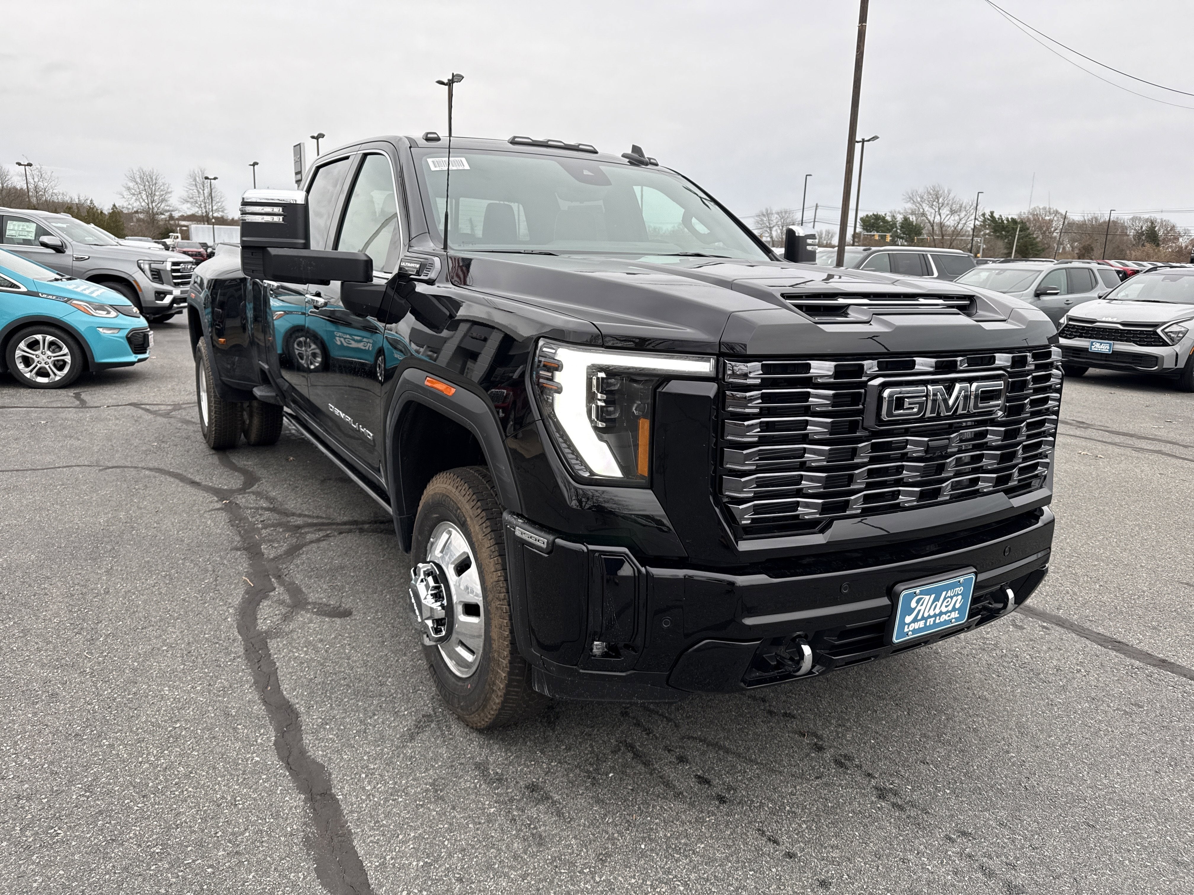 2026 GMC Sierra 3500 HD Denali Ultimate DRW