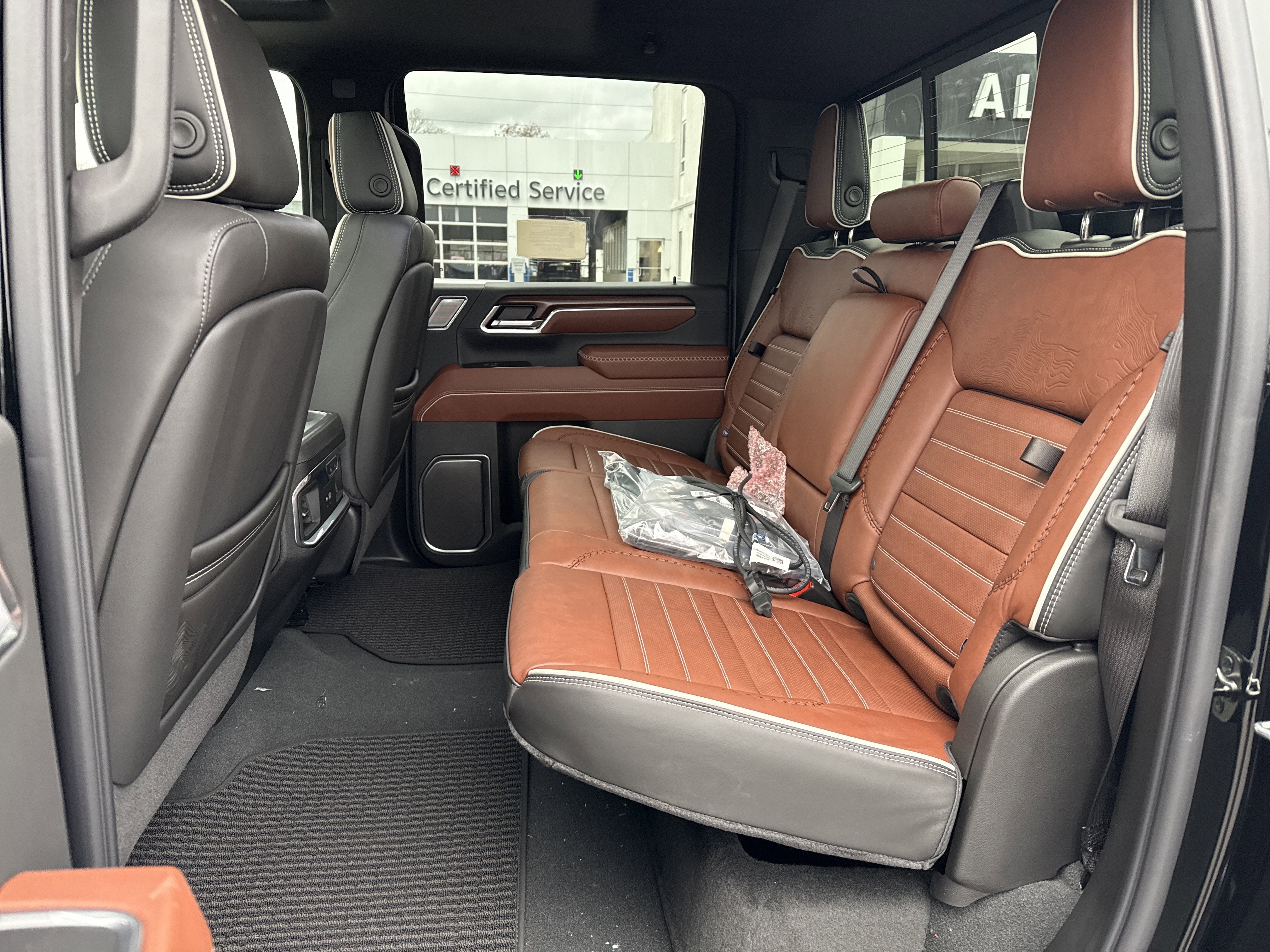 2026 GMC Sierra 3500 HD Denali Ultimate DRW