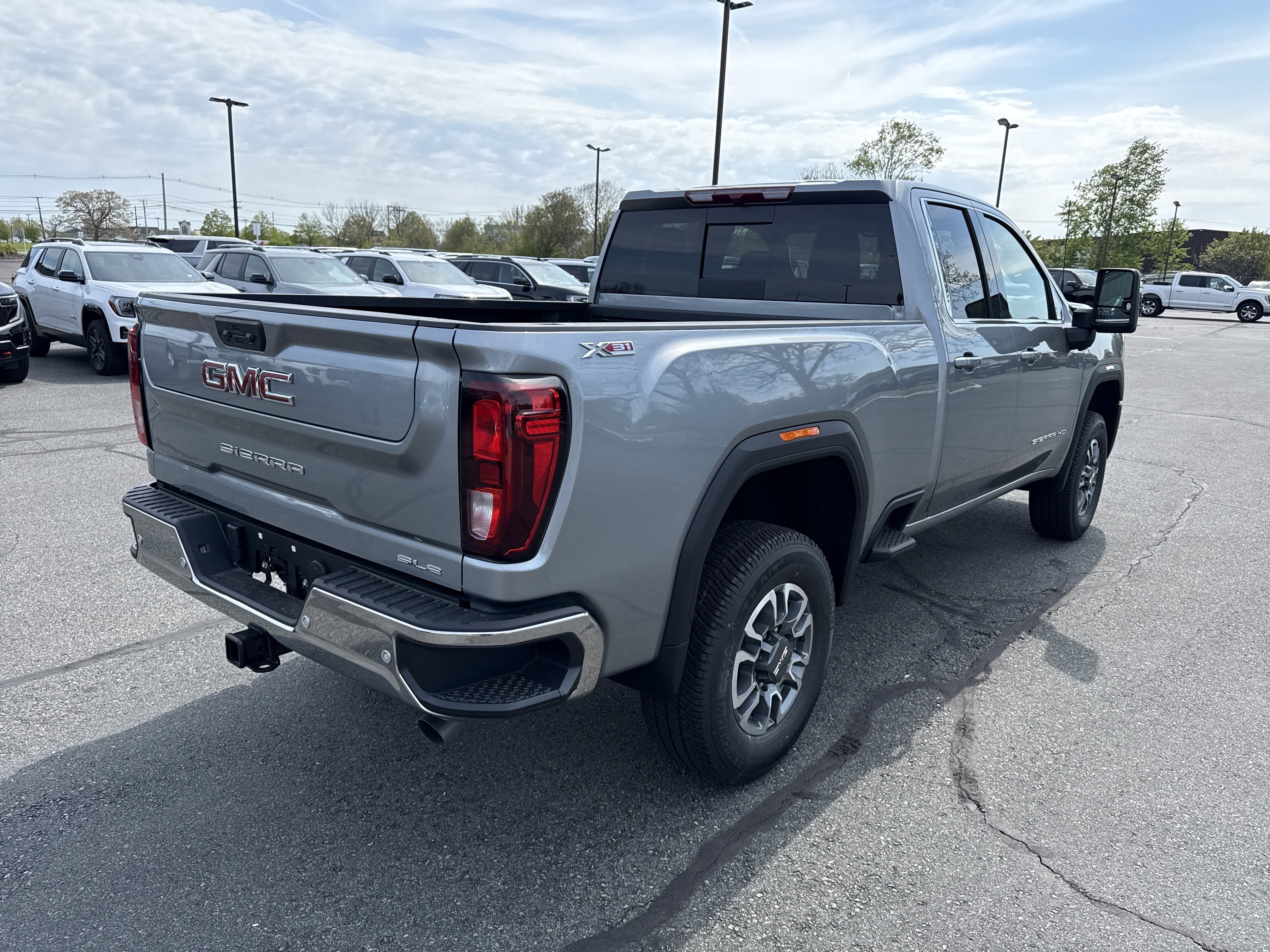 2026 GMC Sierra 2500 HD SLE