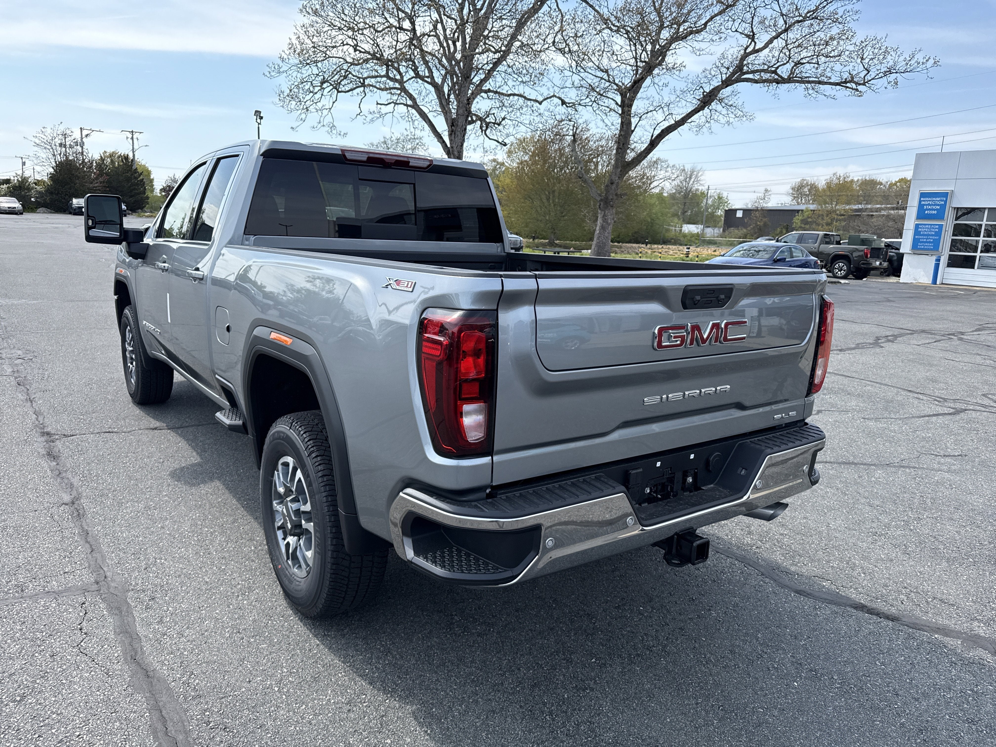 2026 GMC Sierra 2500 HD SLE