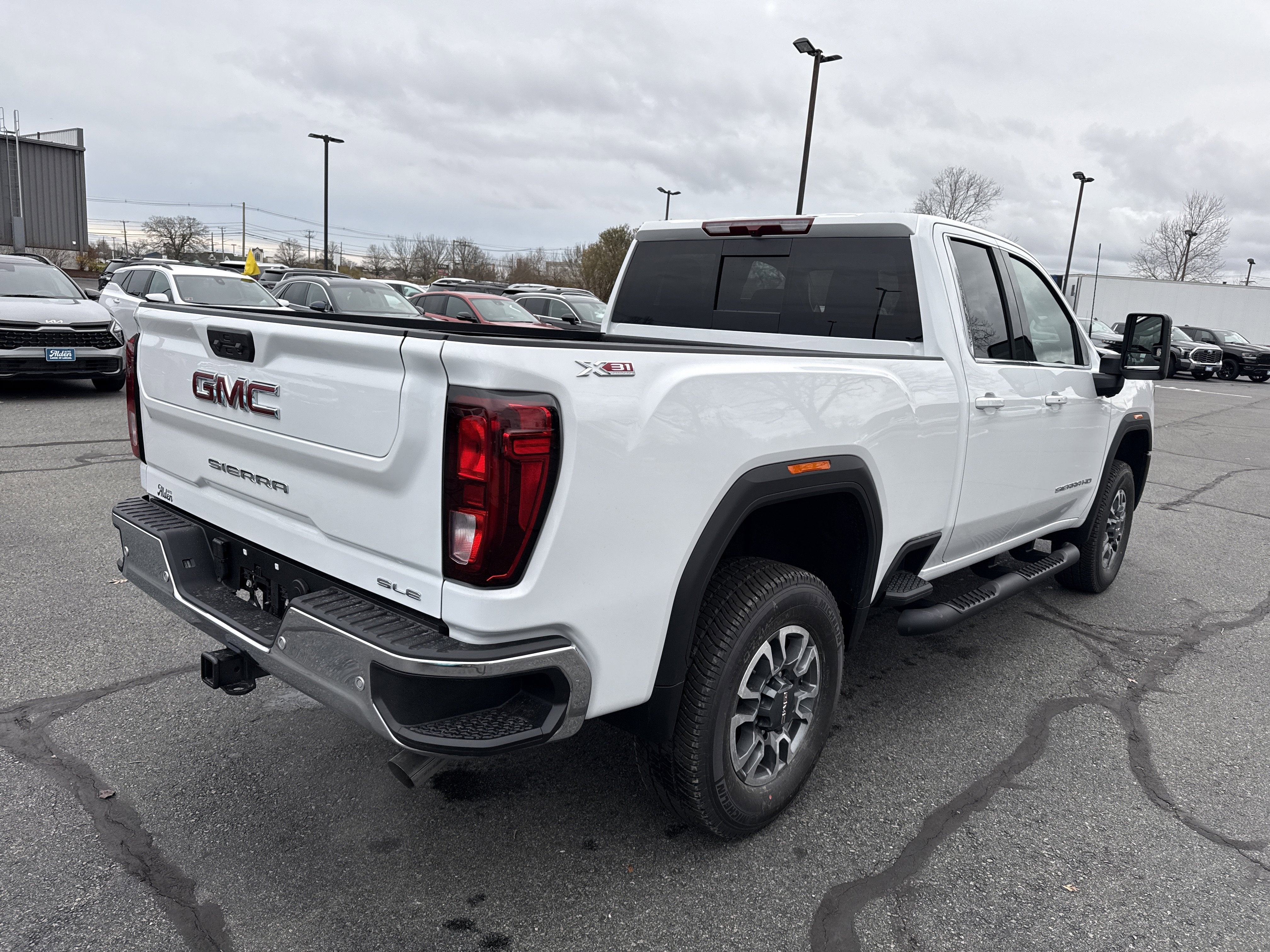 2026 GMC Sierra 2500 HD SLE